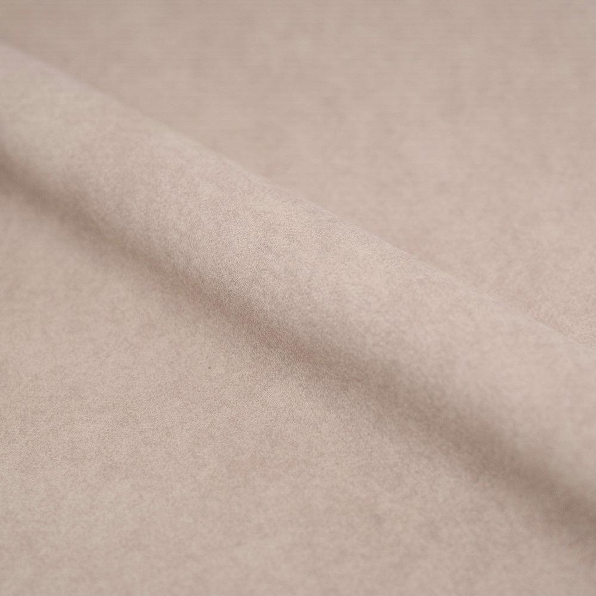 Voir la diapositive 3 : MAISON PAVANE Lot de 2 chaises pour ilot central 63,5 cm en tissu beige et bois-josette