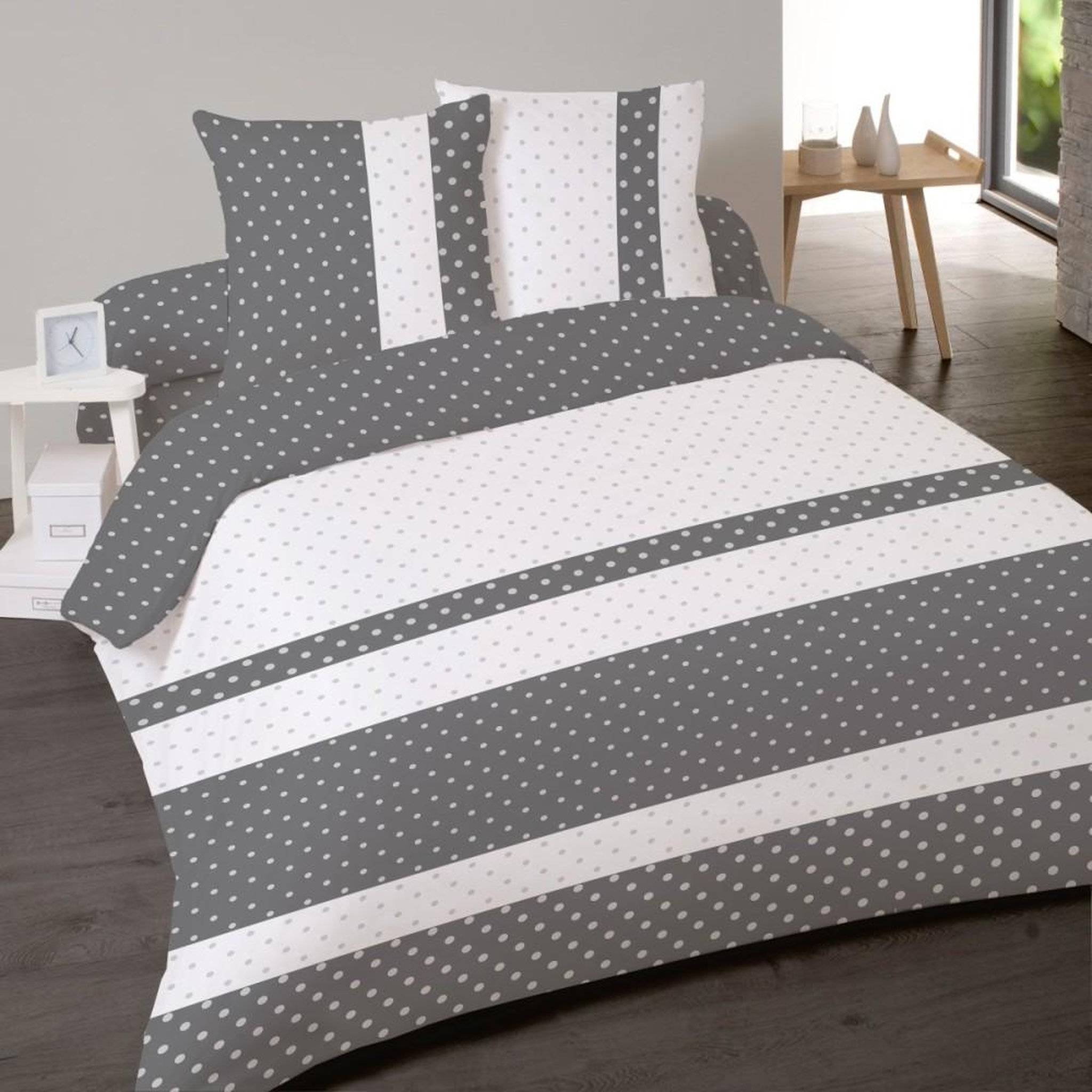 Voir la diapositive 1 : Dourev Housse de couette 240x220 CANDY DOTS + 2 taies 100% coton 57 fils