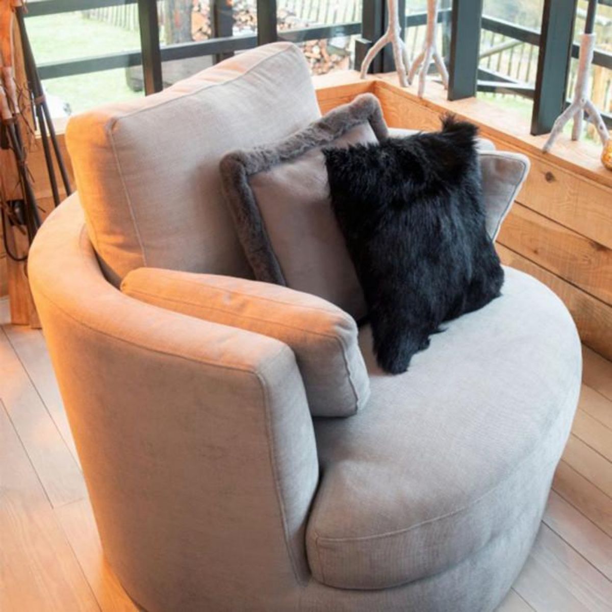 Paris Prix Coussin Déco  Peau de Chèvre  40x40cm Noir