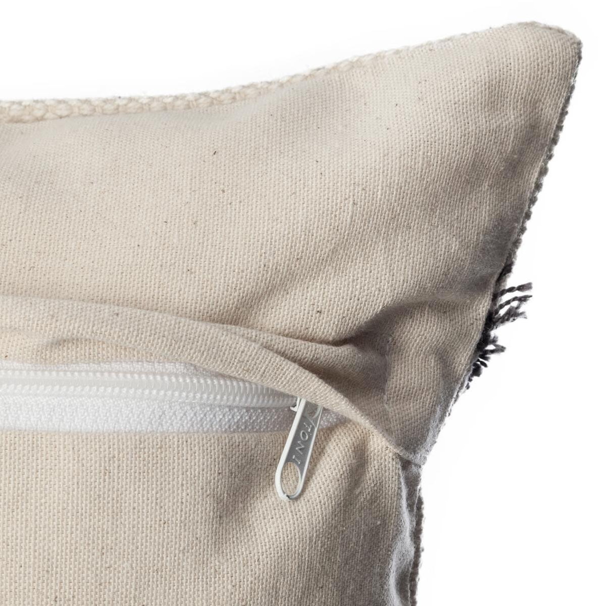 Voir la diapositive 5 : ATMOSPHERA Housse de coussin tuftée  etnik  40x40cm lin