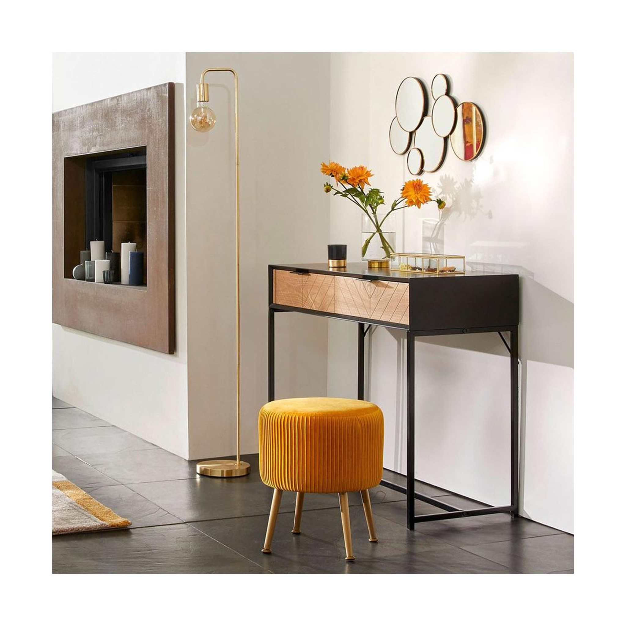 Voir la diapositive 3 : ATMOSPHERA Tabouret design en velours  solaro  41cm jaune