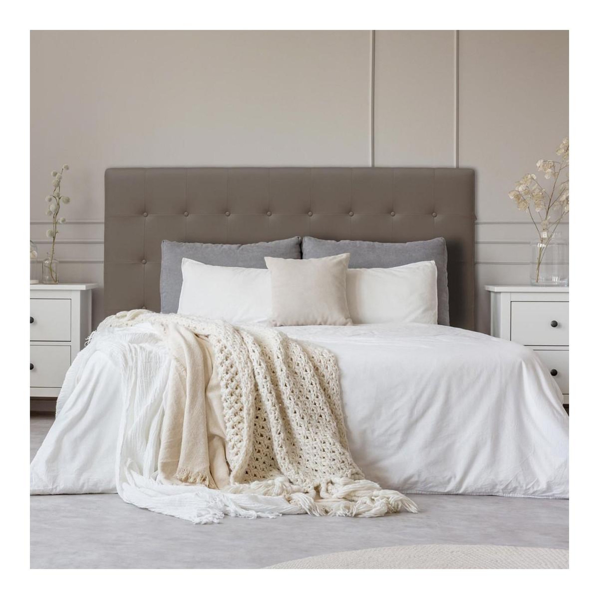 Voir la diapositive 4 : Paris Prix Tête de lit capitonnée  amor  180cm taupe
