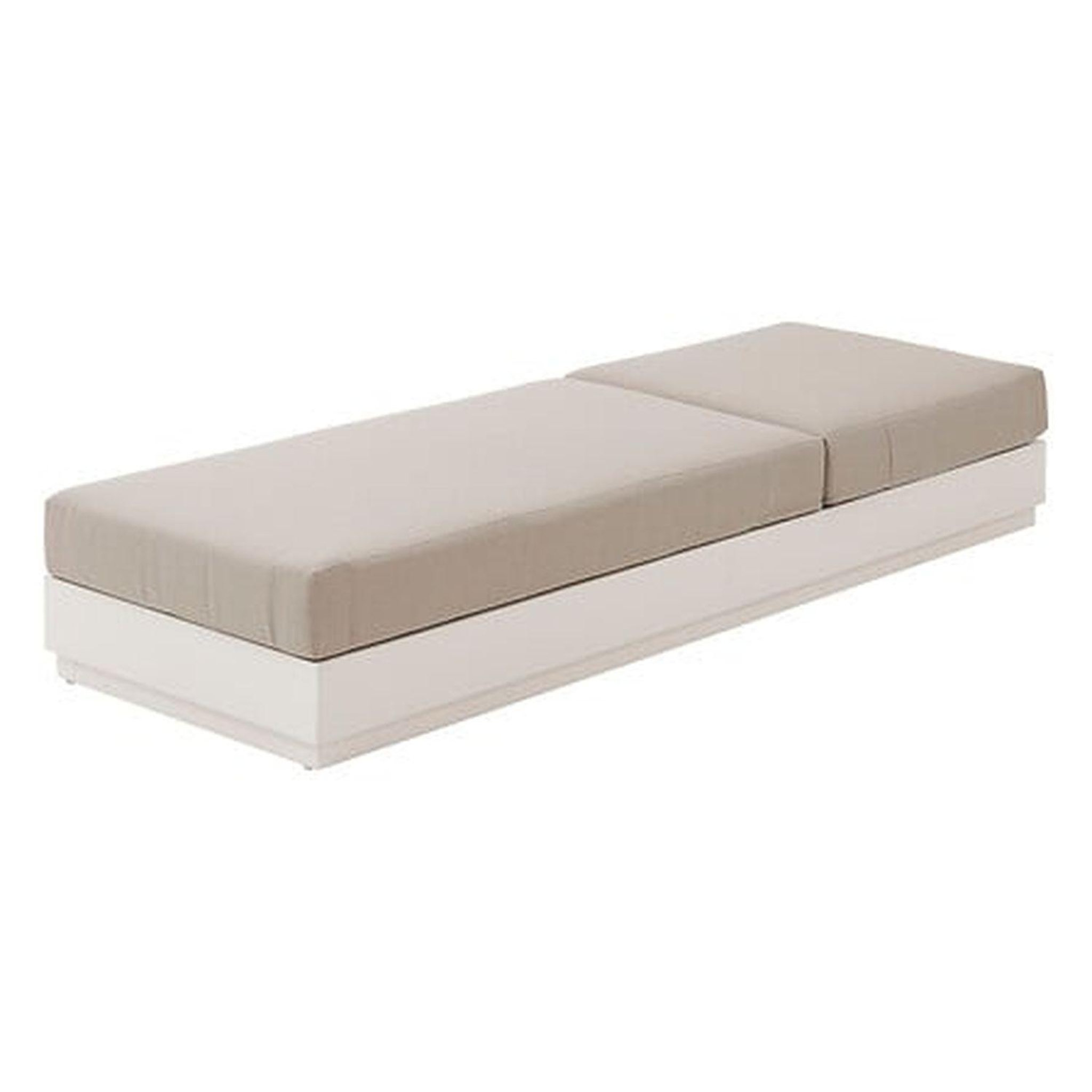 Voir la diapositive 4 : HESPERIDE Lit de piscine en aluminium et acier allure
