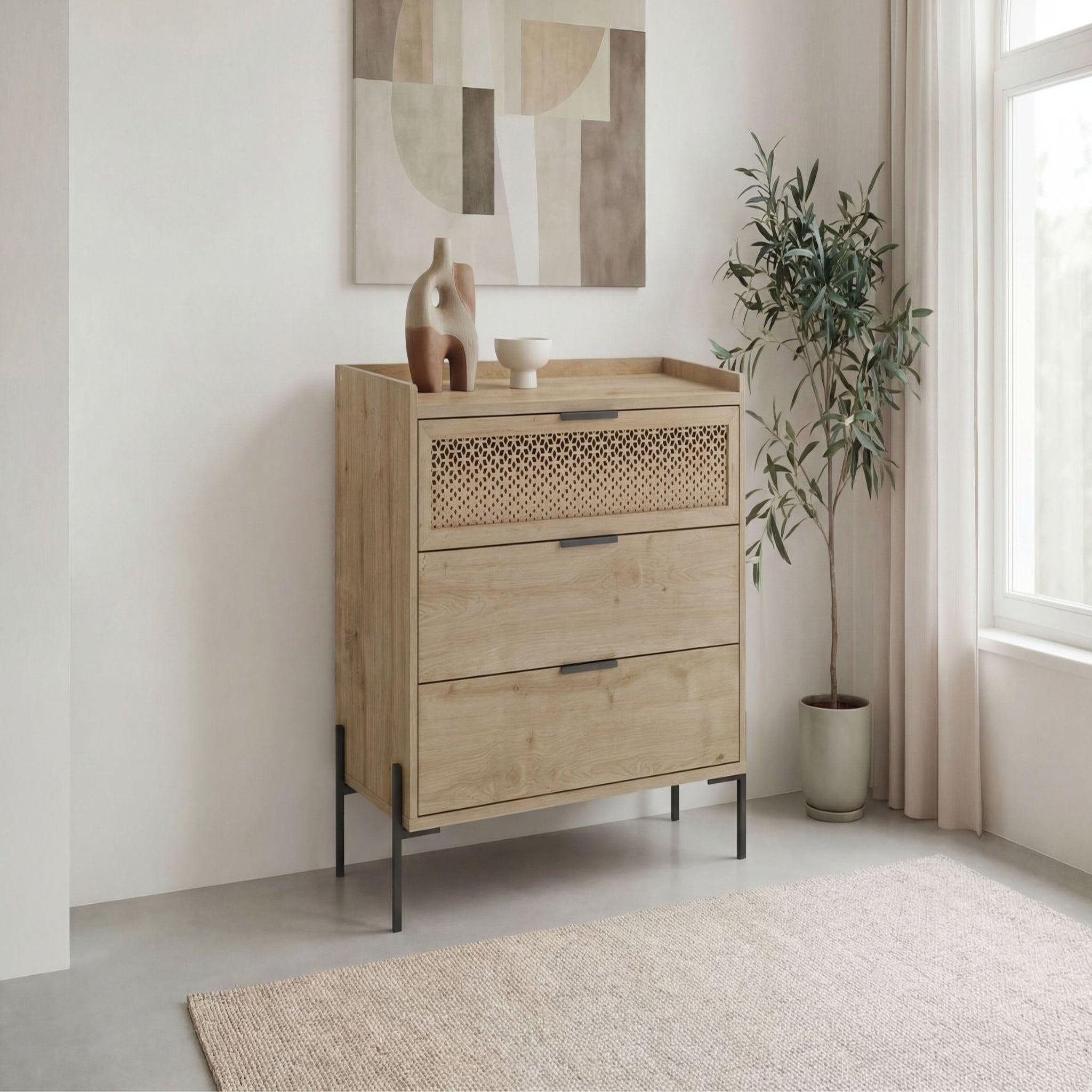 Voir la diapositive 3 : CASANOVA PARIS Stera - commode 3 tiroirs 94cm en mélamine - chêne clair