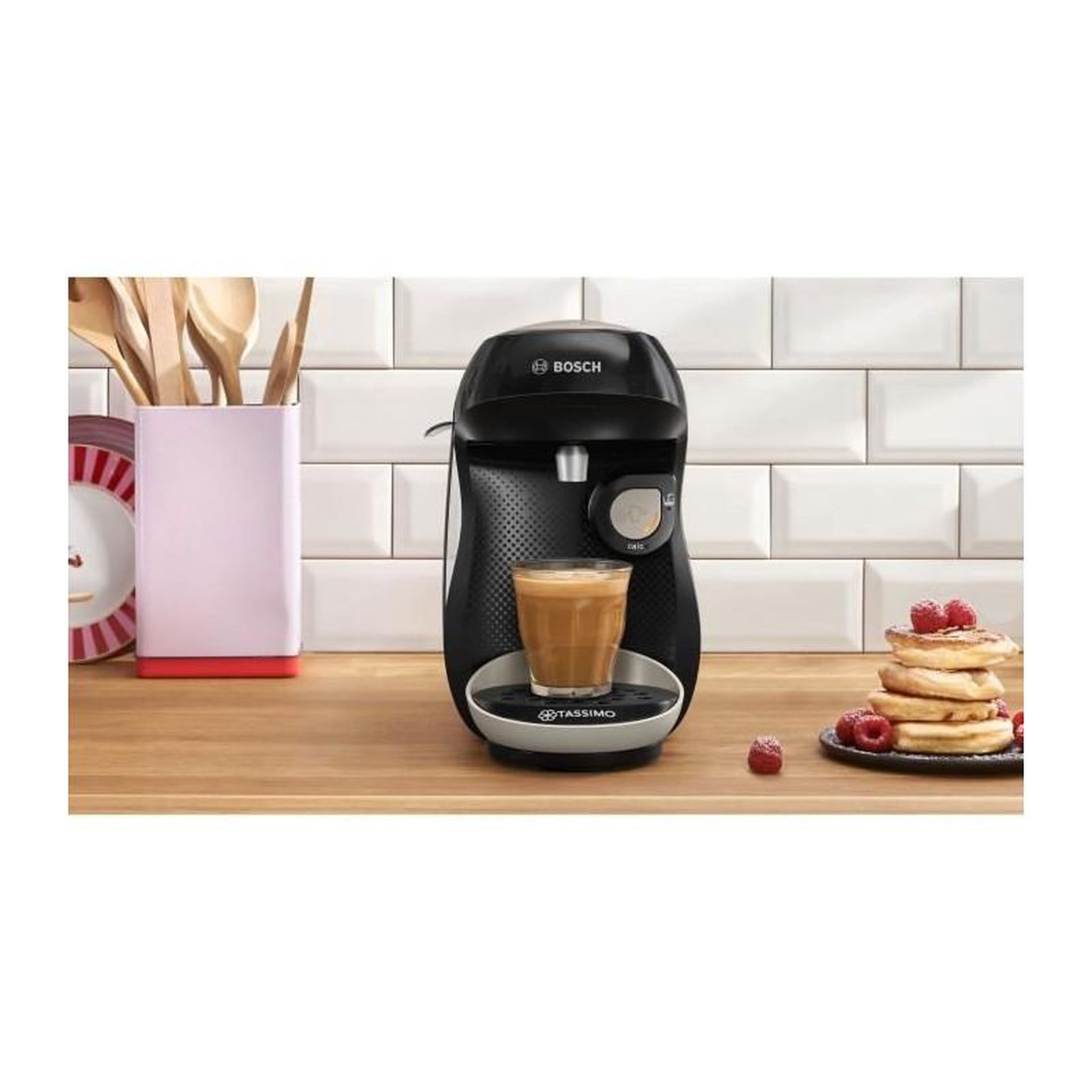 Voir la diapositive 5 : BOSCH Cafetière à dosettes 1400w noir - TAS109E