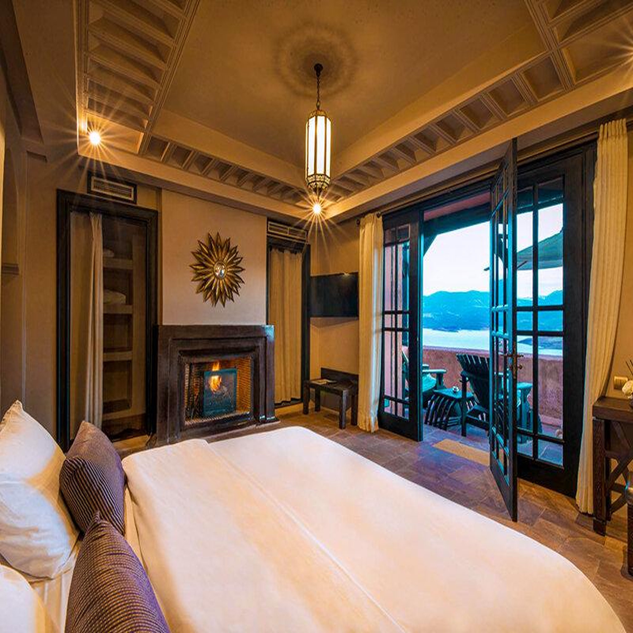 Voir la diapositive 3 : Smartbox 3 jours en suite dans un hôtel 5* avec dîner, bateau et massage au maroc - coffret cadeau séjour