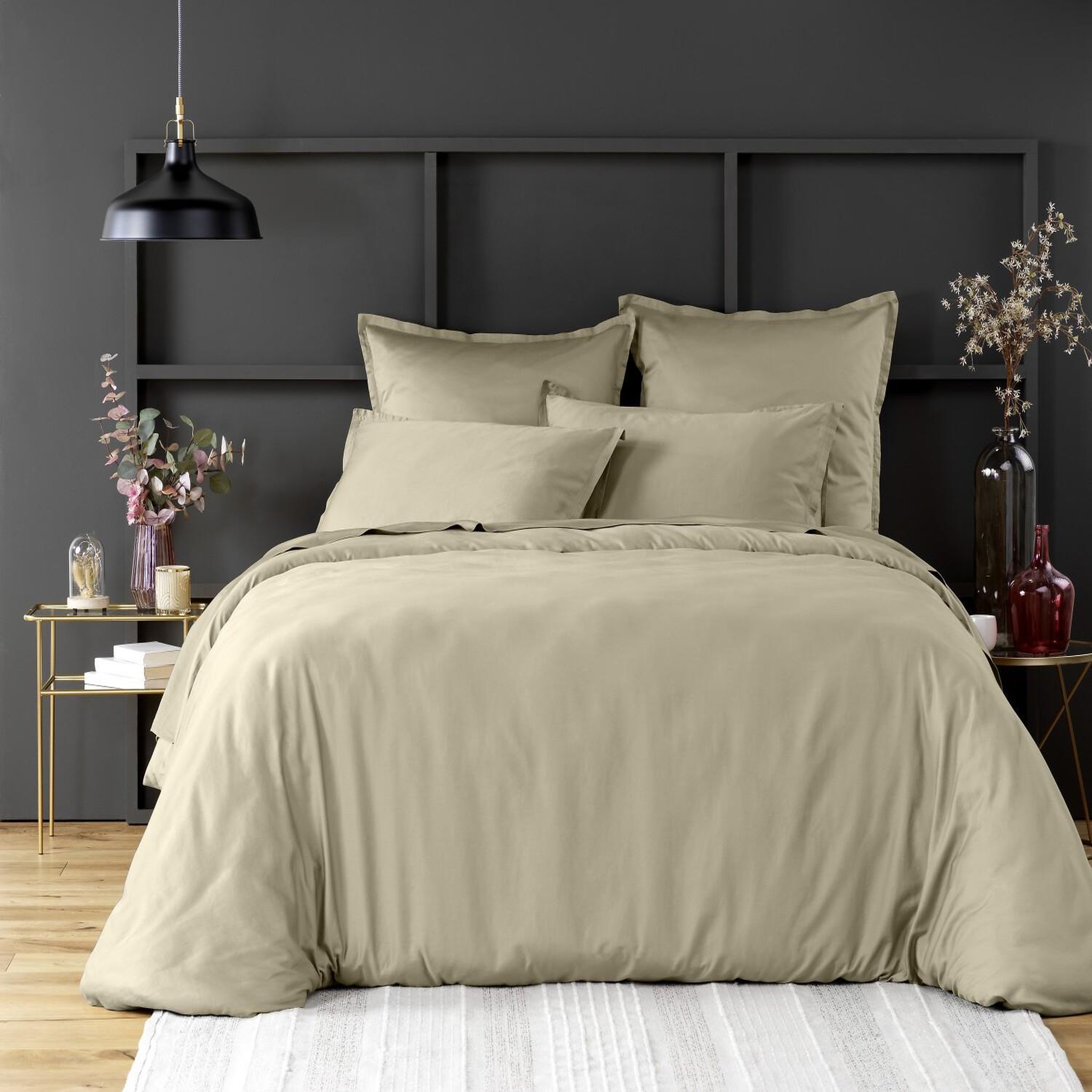 BATON ROUGE Housse De Couette 100% Satin De Coton 105 Fils Uni. Coloris disponibles : Beige