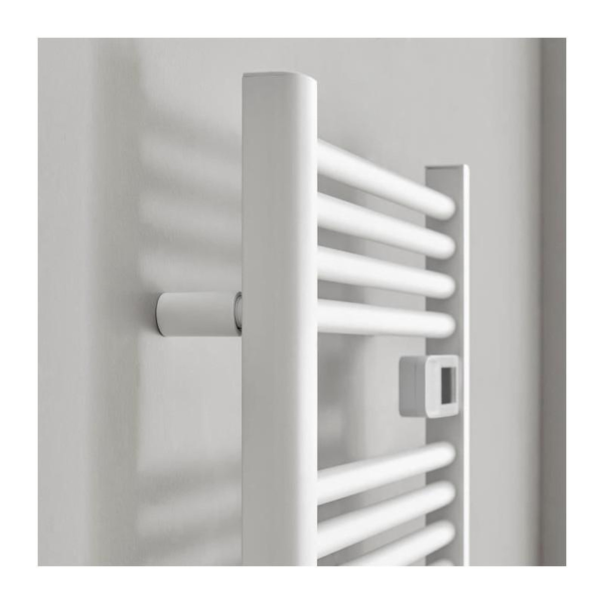 Voir la diapositive 3 : OCEANIC Radiateur seche-serviettes OCEANIC sans soufflerie - 700W - Blanc mat - NF