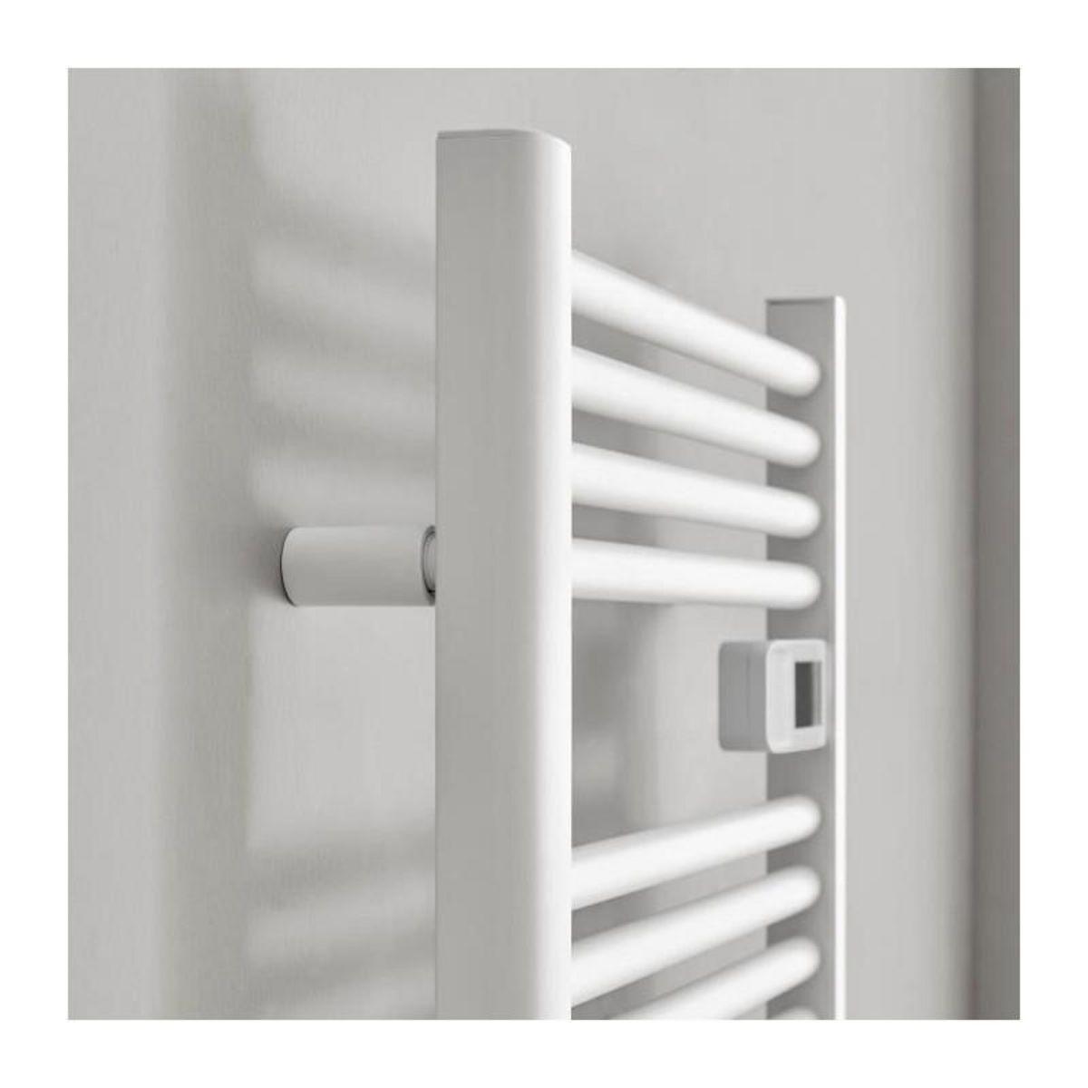 OCEANIC Radiateur seche-serviettes OCEANIC sans soufflerie - 700W - Blanc mat - NF