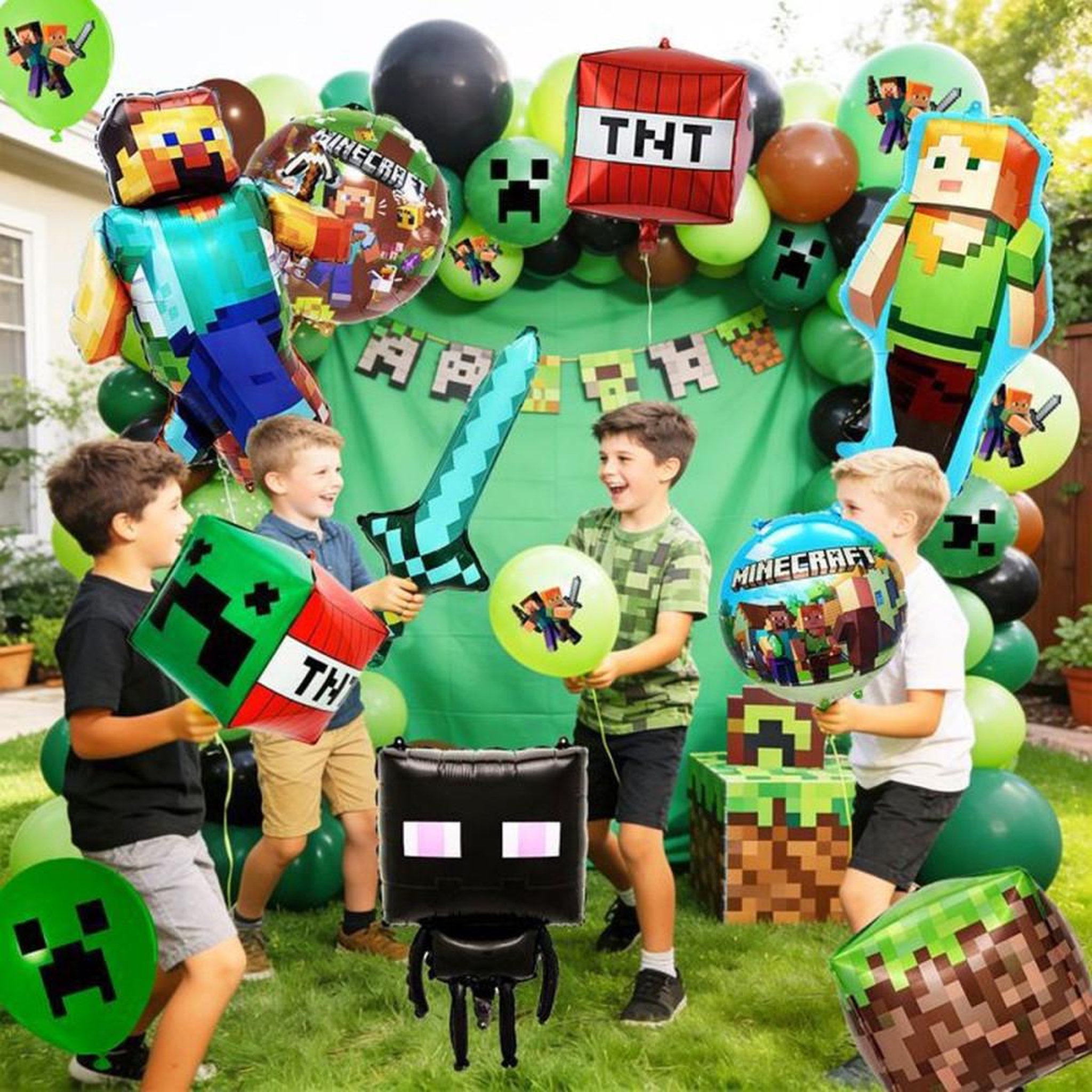 Voir la diapositive 3 : Kit déco ballons anniversaire Minecraft Creeper & blocs pixel avec arche et points de colle, vert et brun