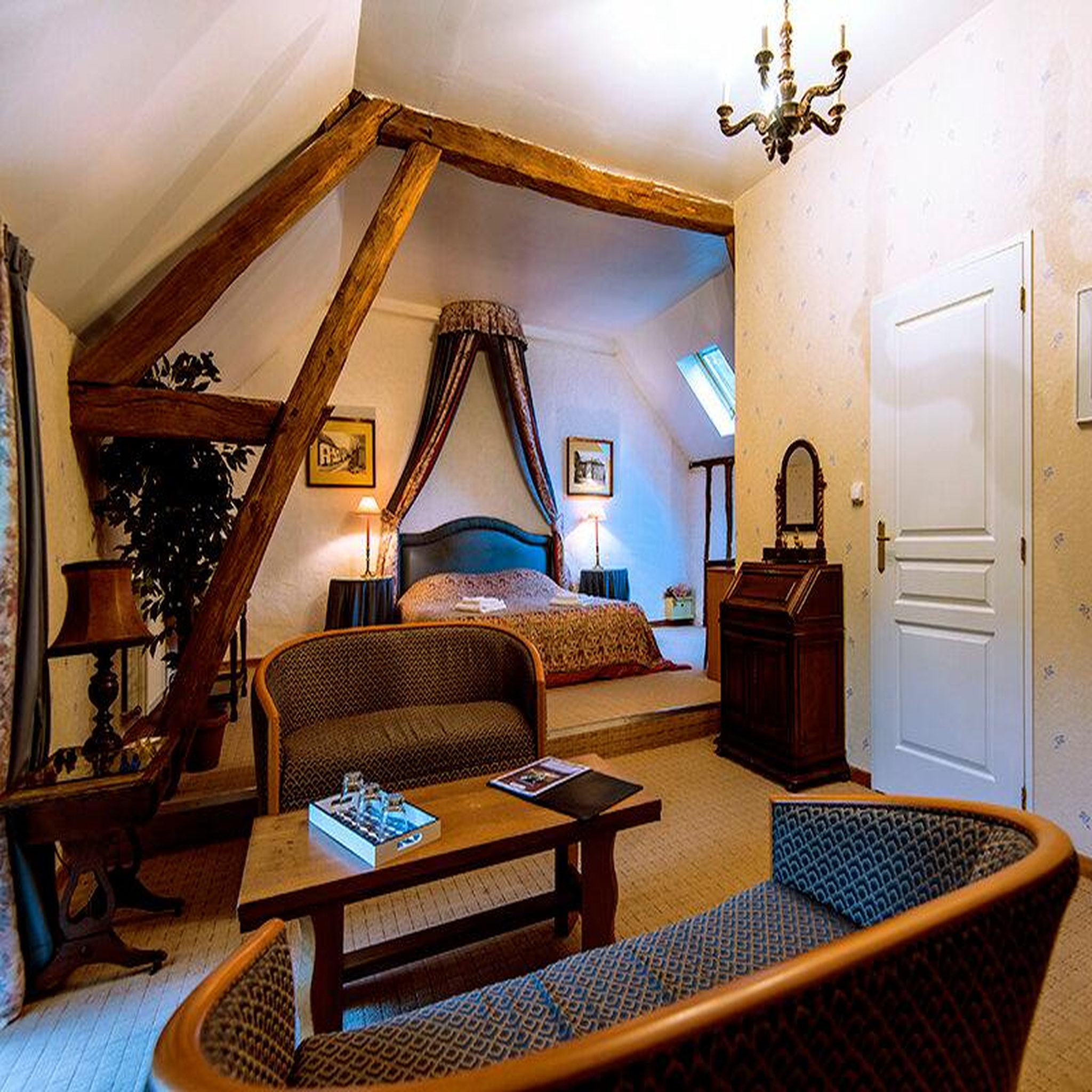 Voir la diapositive 2 : Smartbox 2 jours en chambre d'hôtes en sologne avec dîner pour toute la famille - coffret cadeau séjour