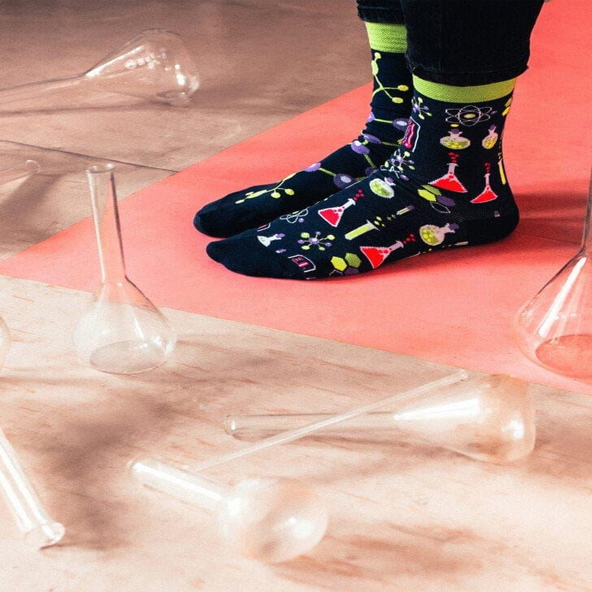 Voir la diapositive 5 : DEDOLES Chaussettes dedoles chimie