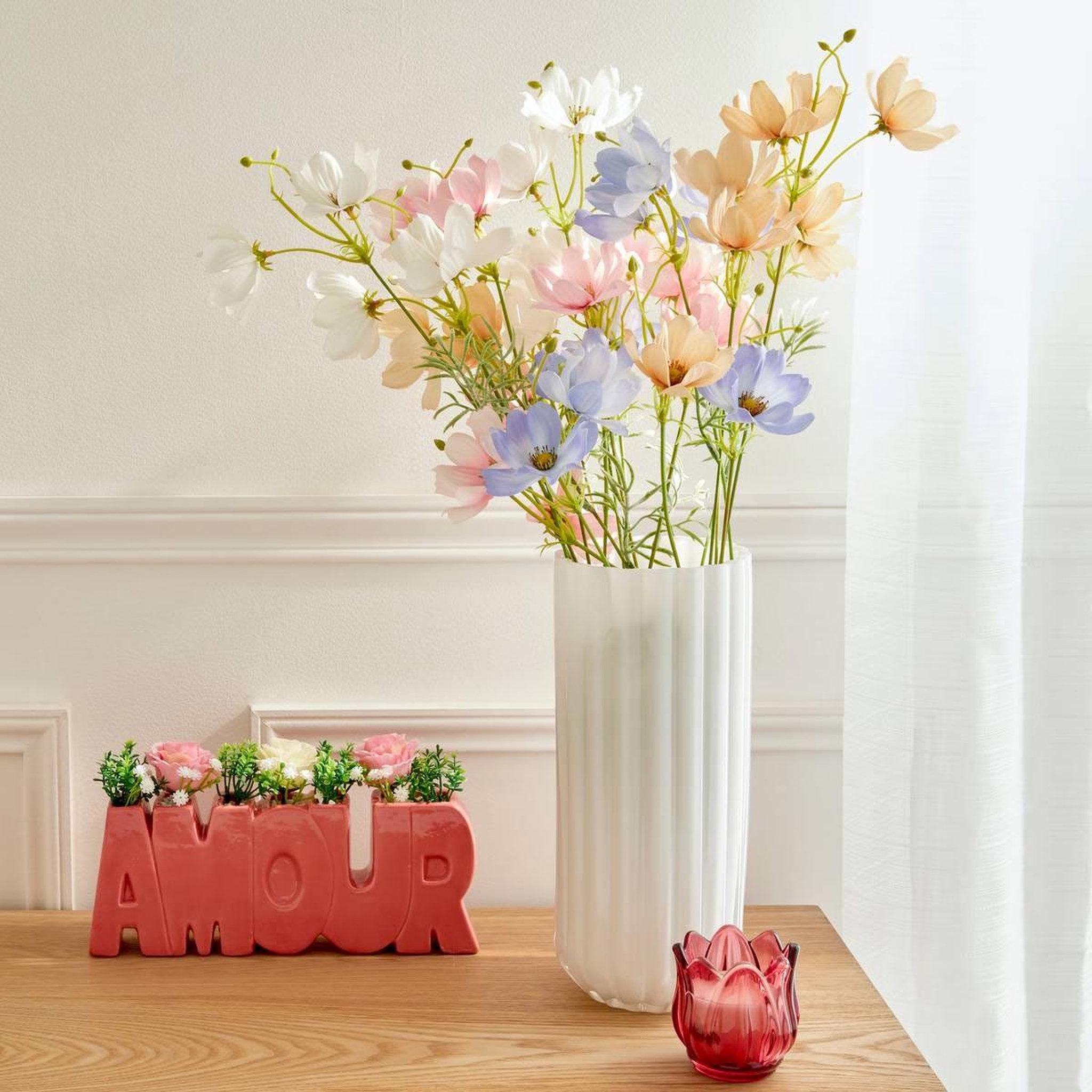 Voir la diapositive 2 : ATMOSPHERA Vase strié en verre  fleur de rose  28cm blanc