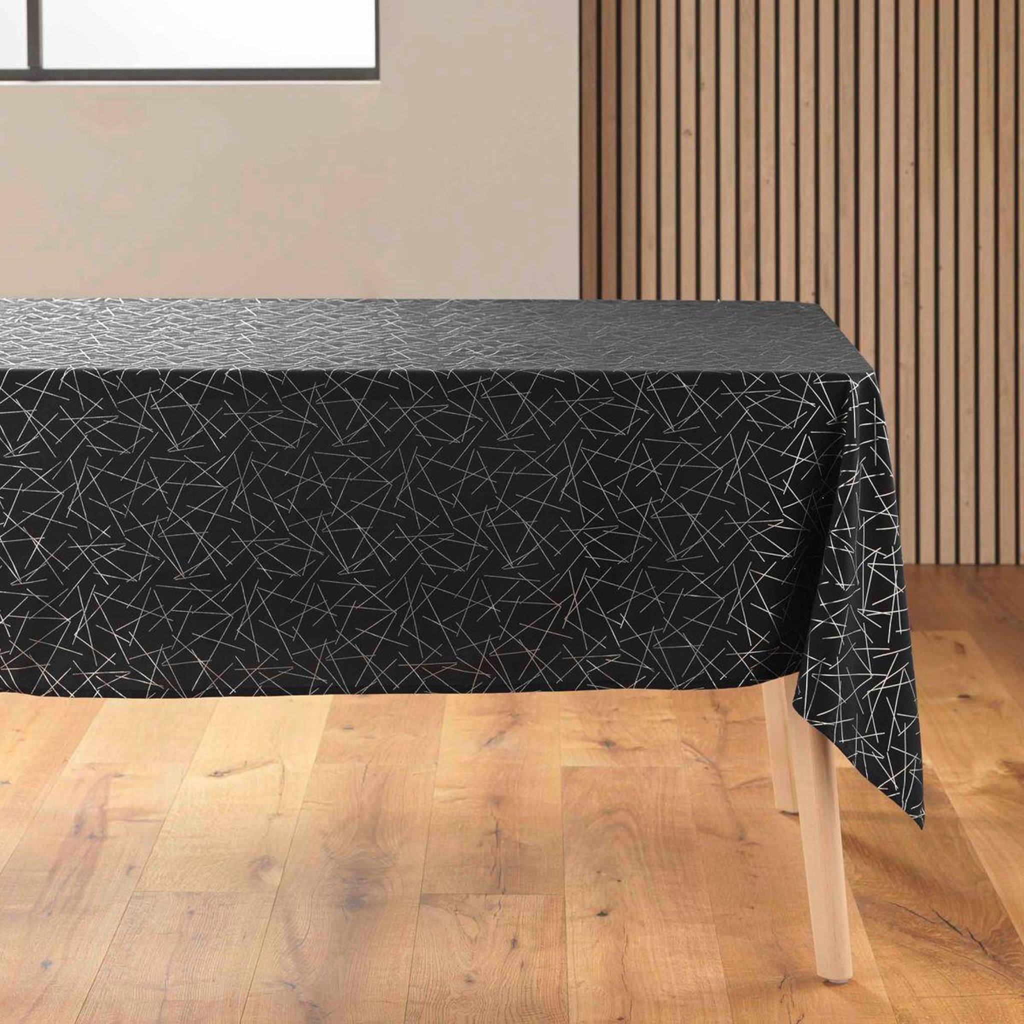 Douceur d'Intérieur Nappe antitache imprimé  mikado  140x240cm noir & argent