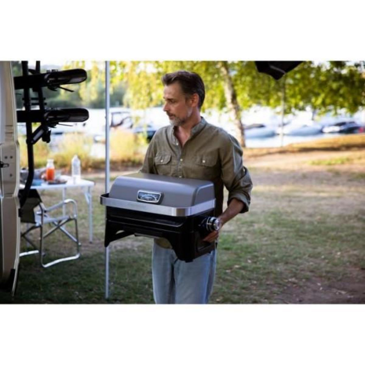 AAAAA Barbecue gaz de table CAMPINGAZ ATTITUDE 2GO CV - Compact et élégant - 1 brûleur - 2400 W
