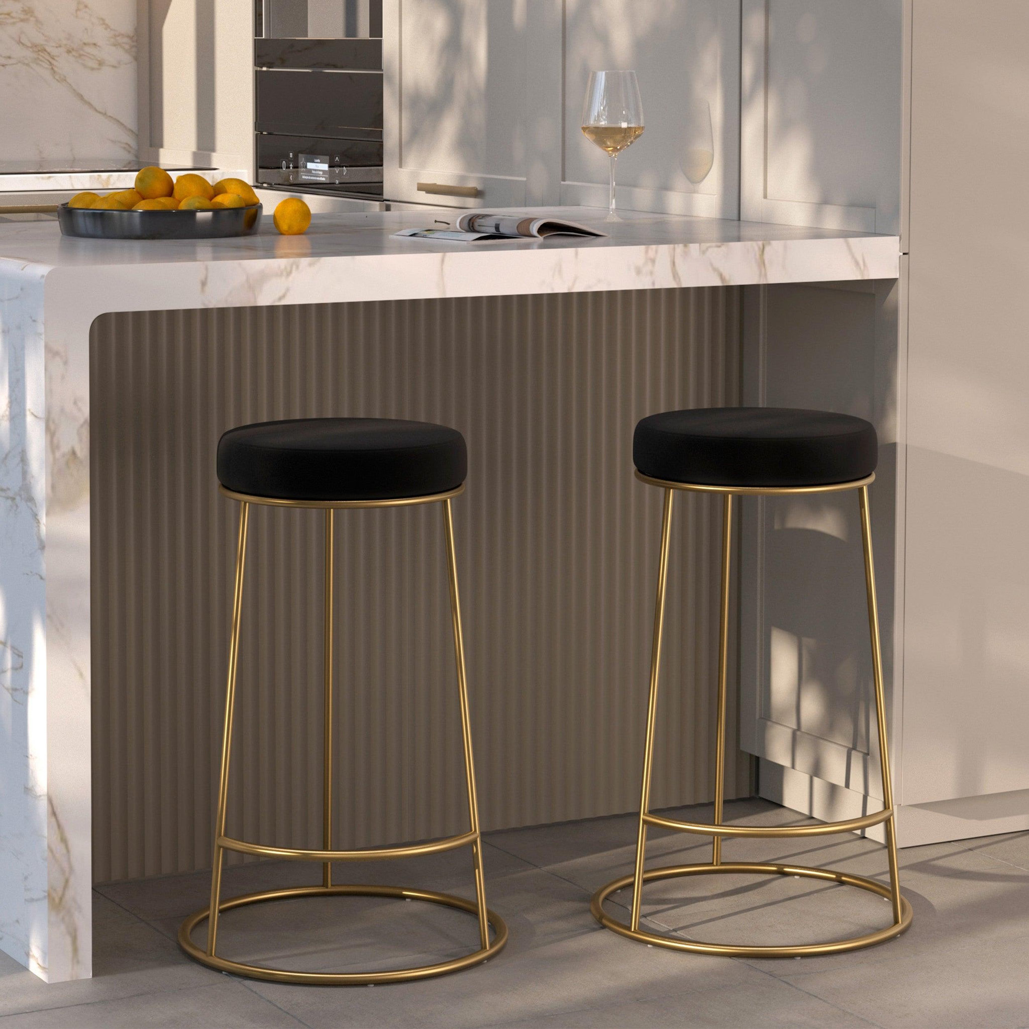 Voir la diapositive 2 : MAISON PAVANE Lot de 2 tabourets pour îlot central 63 cm en velours noir-kendal
