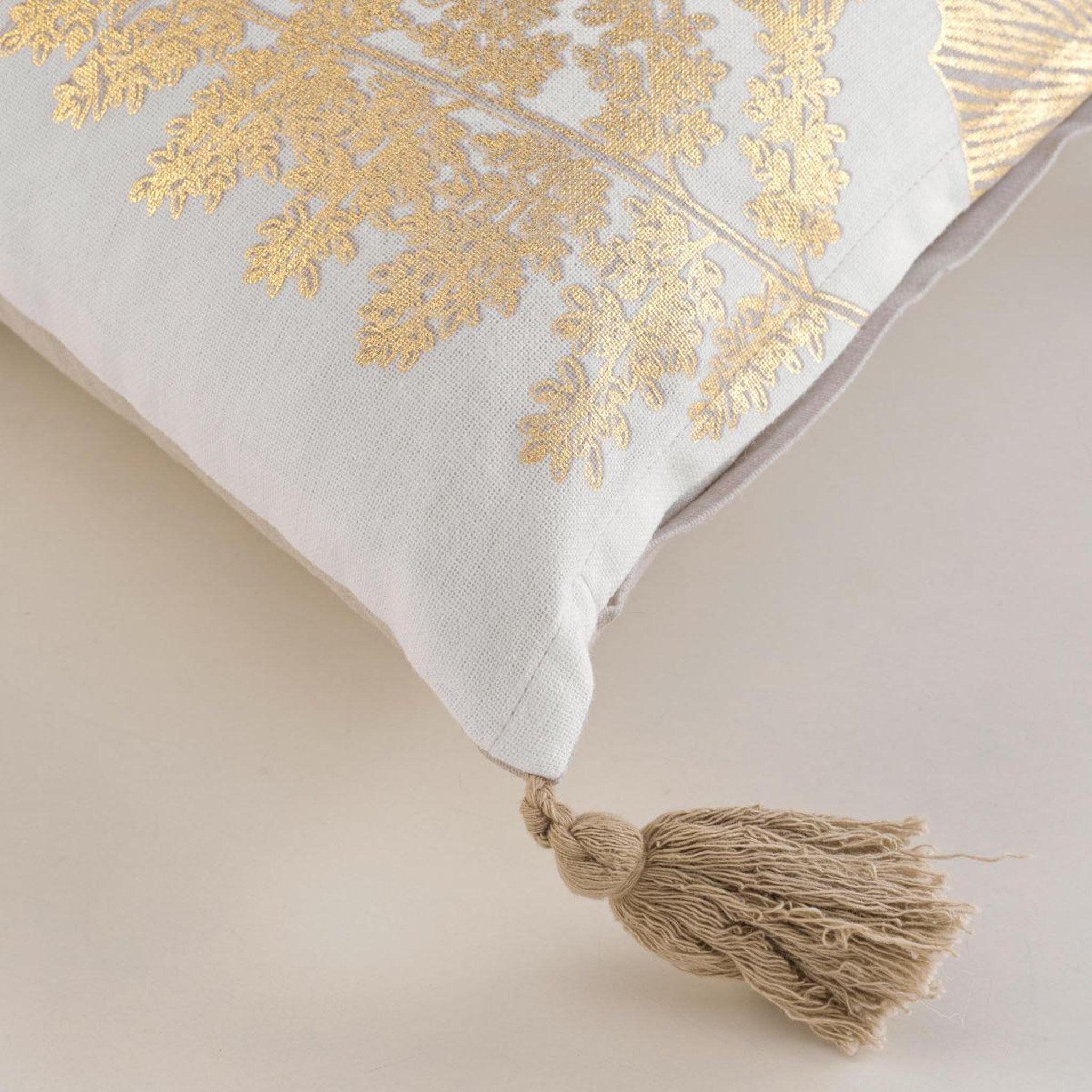 Voir la diapositive 3 : Douceur d'Intérieur Coussin déco imprimé  melisse  30x50cm multicolore
