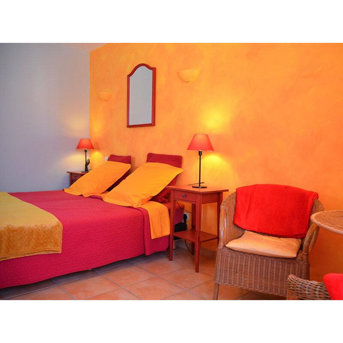 Smartbox 4 jours en chambre d'hôtes avec dîner et dégustation de vins au pic Saint-Loup - Coffret Cadeau Séjour