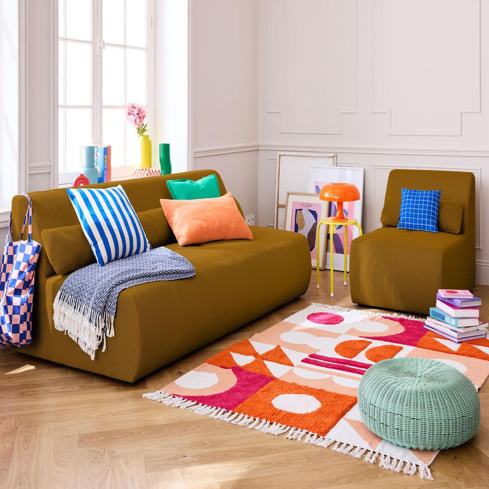 Voir la diapositive 1 : LISA DESIGN Onyx - canapé droit 3 places - en tissu mailles 3d