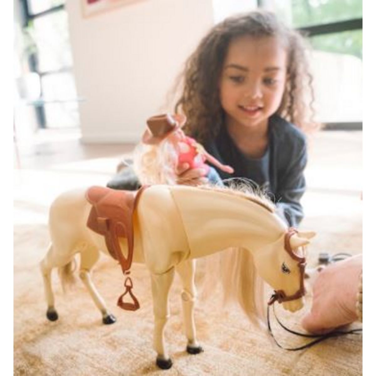 One Two Fun Set cheval et poupée mannequin + accessoires