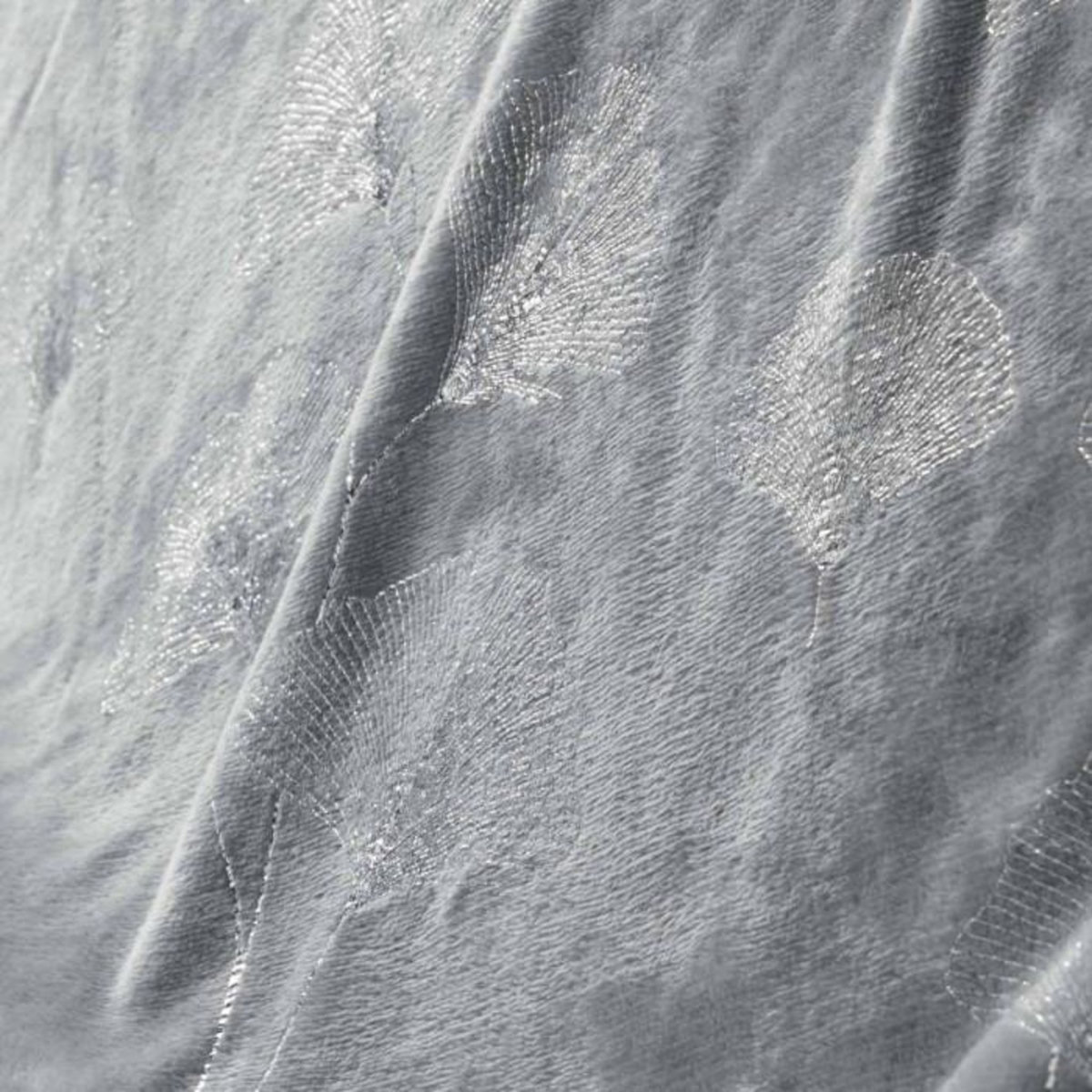 Paris Prix Plaid Imprimé  Bloomy  125x150cm Gris