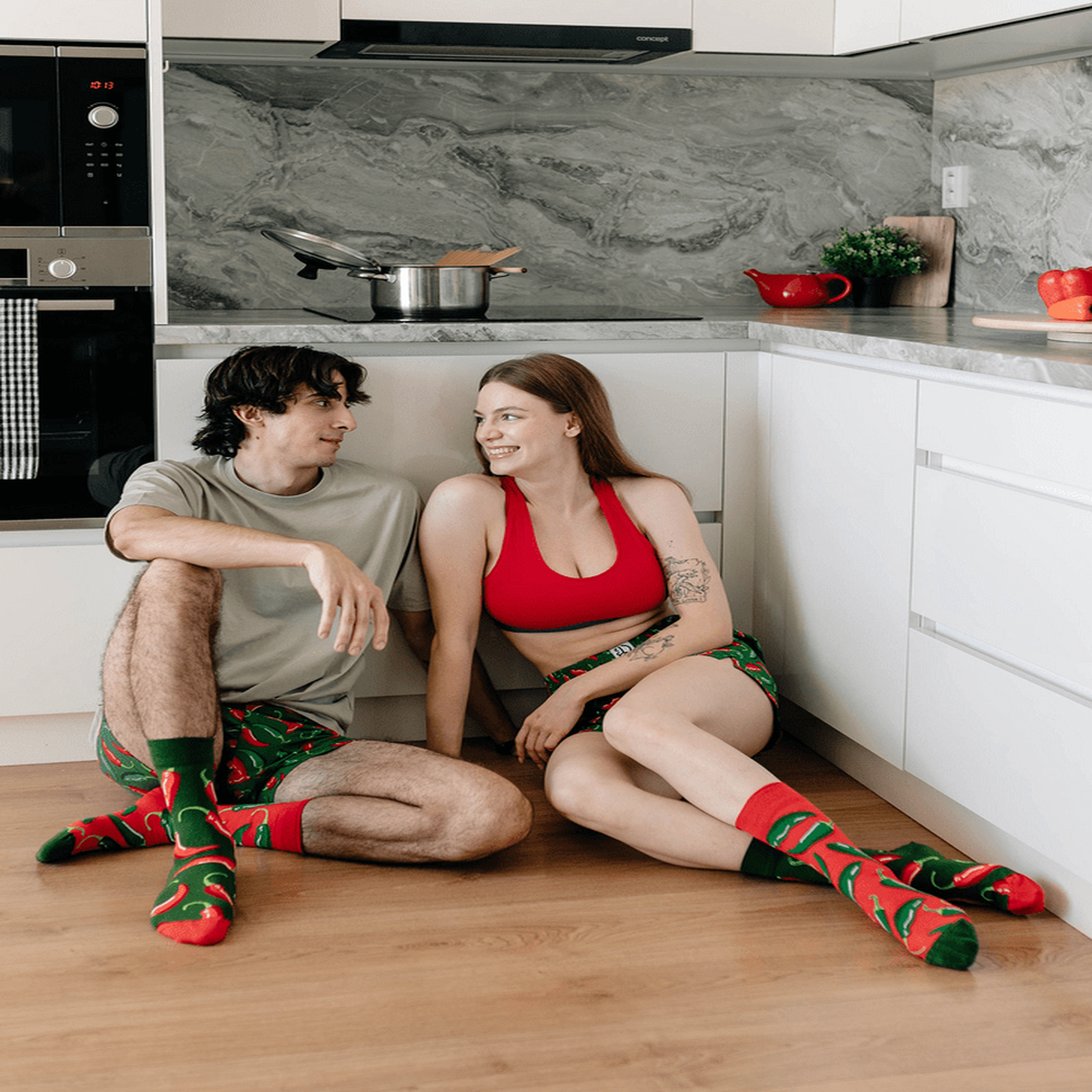 Voir la diapositive 3 : DEDOLES Chaussettes piments rouges et verts