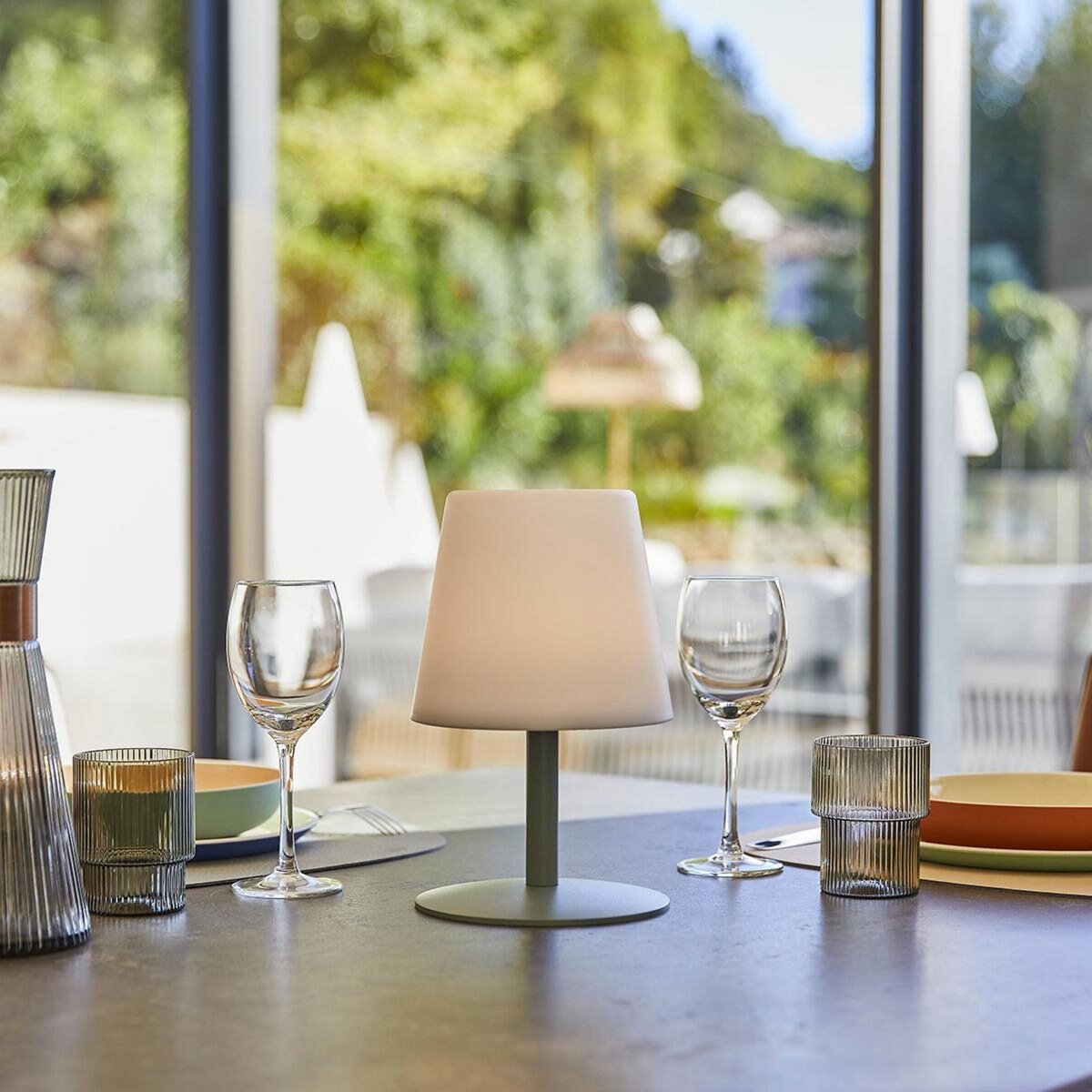 Lumisky Lampe de table sans fil LED STANDY MINI Vert Acier H25CM