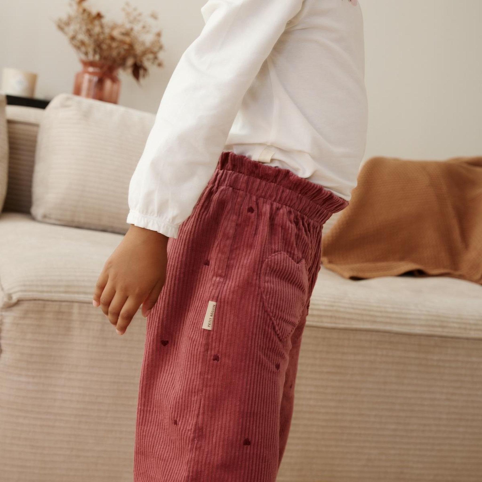 Voir la diapositive 5 : Petit BÃ©guin Pantalon enfant en velours côtelé aimée