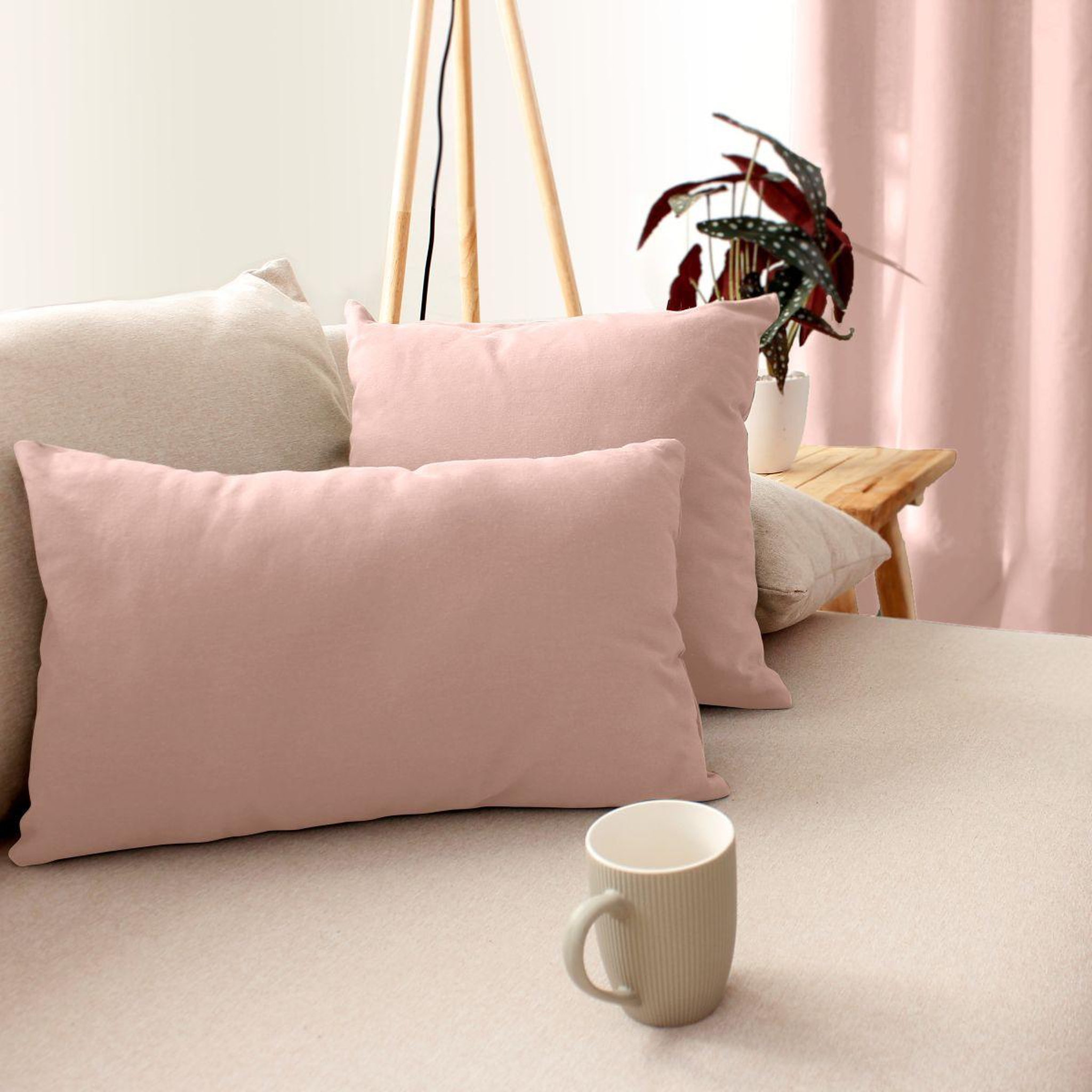 Voir la diapositive 2 : ENJOY HOME Coussin déco uni  panama  30x50cm vieux rose