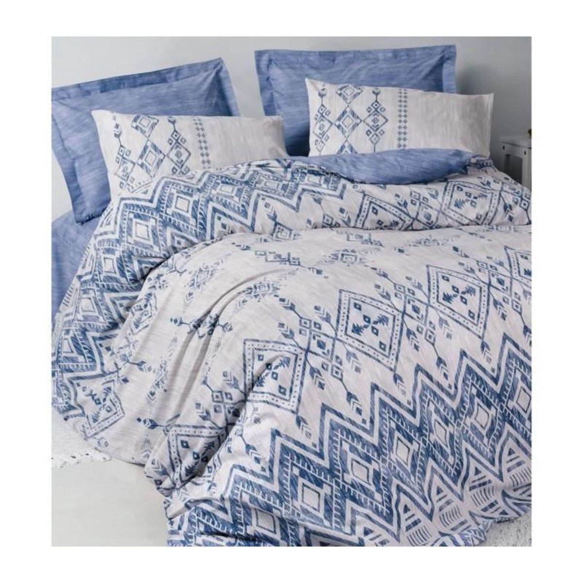 GENERIQUE Parure de lit - 129CTN94492 - 1 housse de couette 220 x 240 cm + 2 taies d'oreiller 60 x 60 cm - 100% coton ranforcé - Bleu