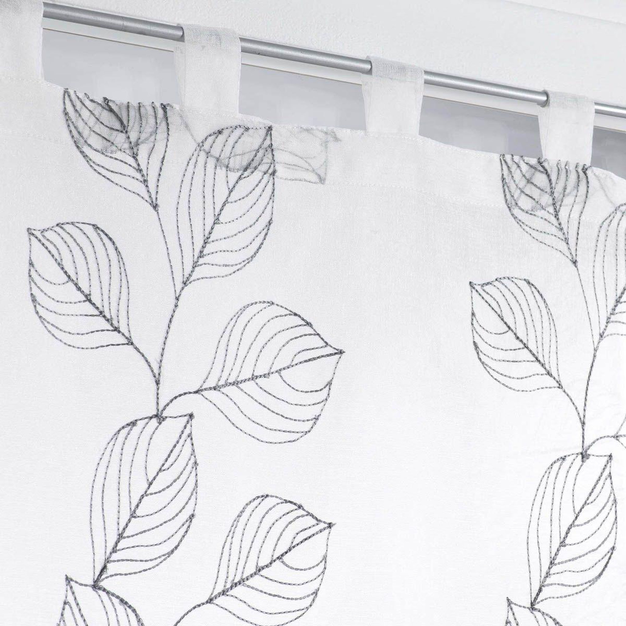 Voir la diapositive 2 : Douceur d'Intérieur Paire de voilages  edenia  60x120cm gris