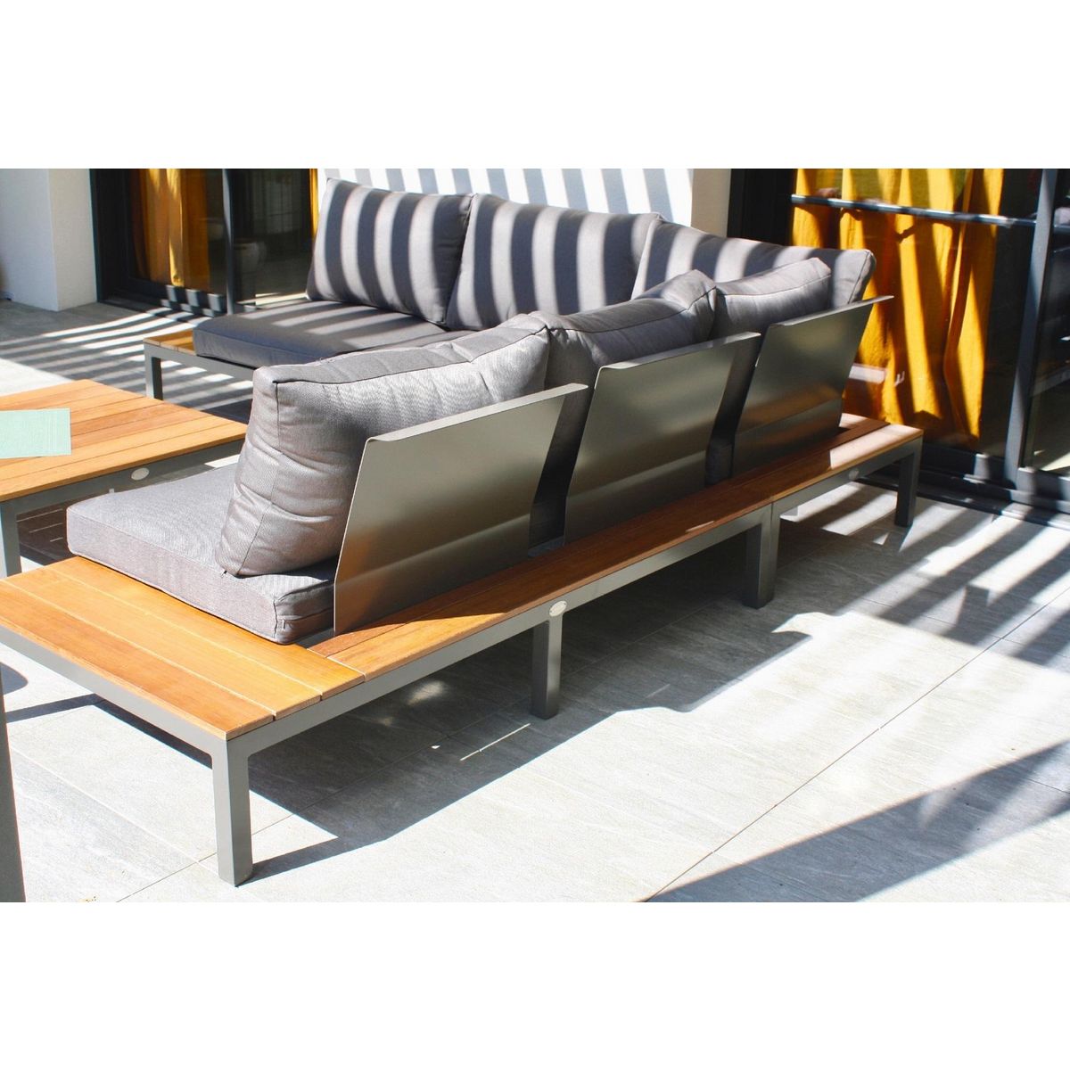 DCB GARDEN Salon bas de jardin - 6 places - Aluminium/bois - Anthracite - NAGANO