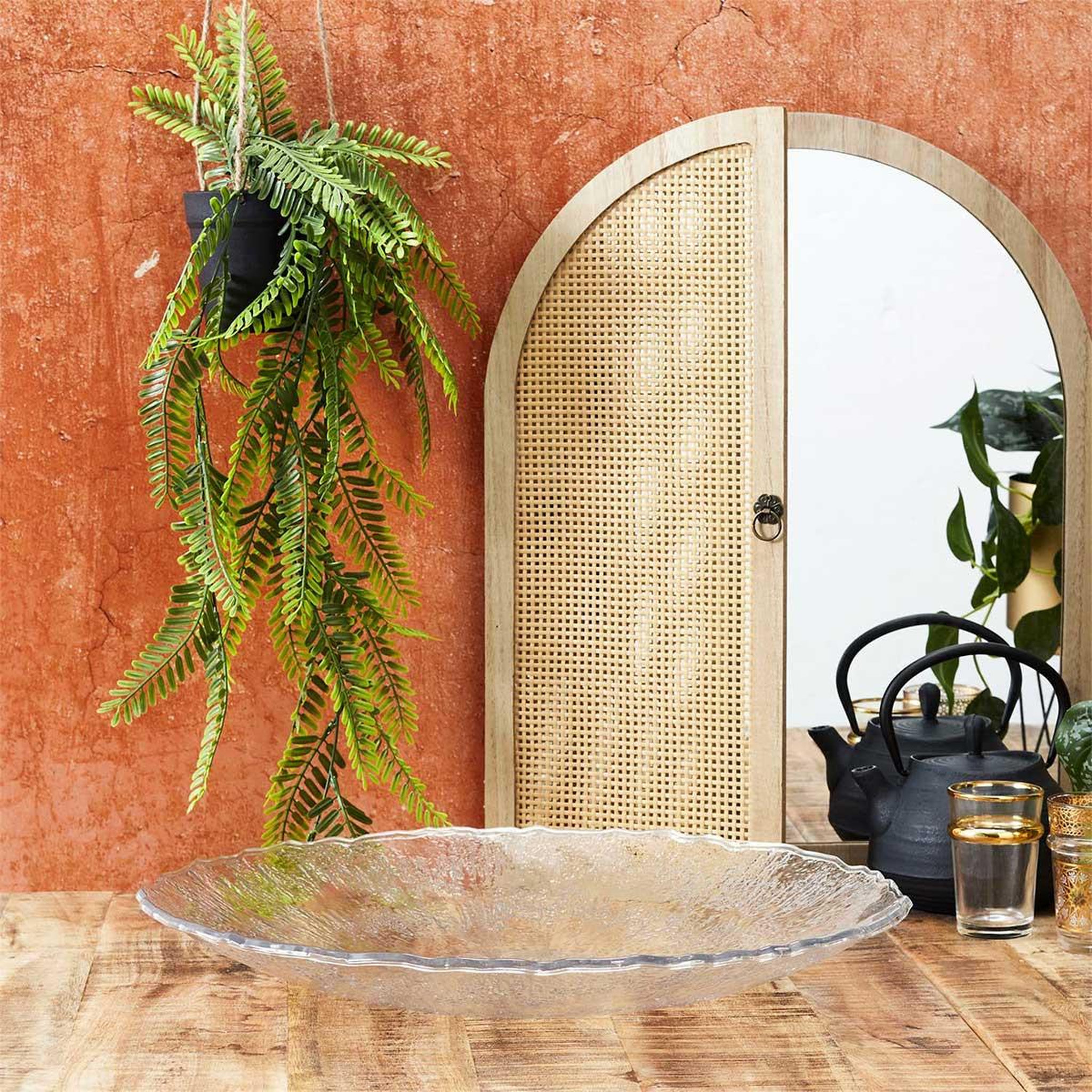 Voir la diapositive 3 : The Home Deco Factory Plateau design martelé  rogelio  42cm transparent