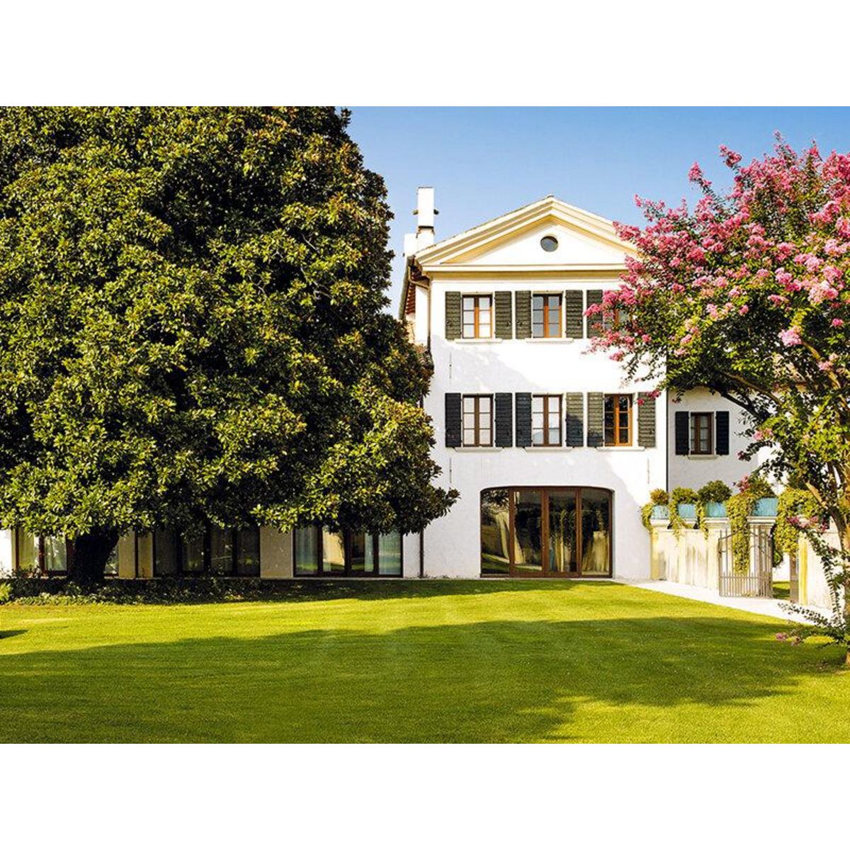 Smartbox Échappée 2 jours avec activité de bien-être en Europe - Coffret Cadeau Séjour