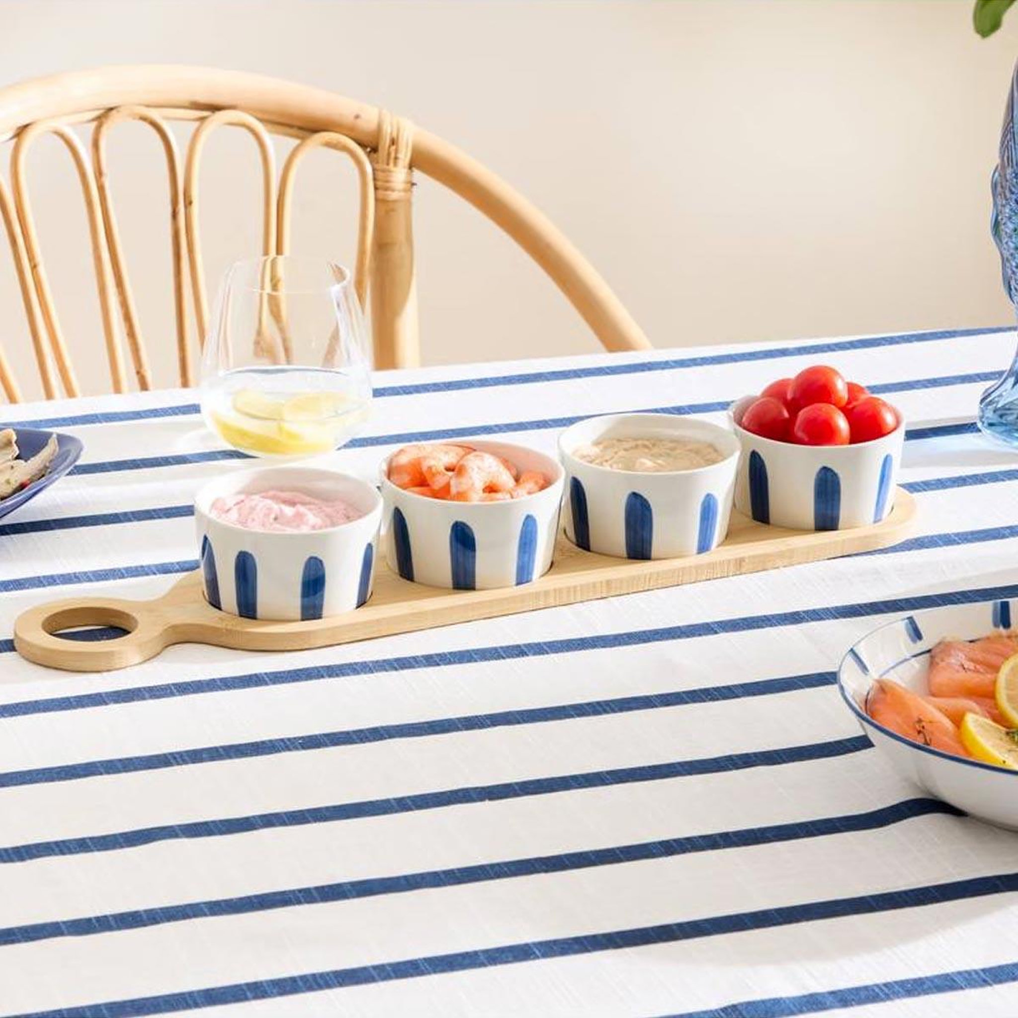 Voir la diapositive 3 : SECRET DE GOURMET Service apéritif 5 pièces  océania  48cm bleu