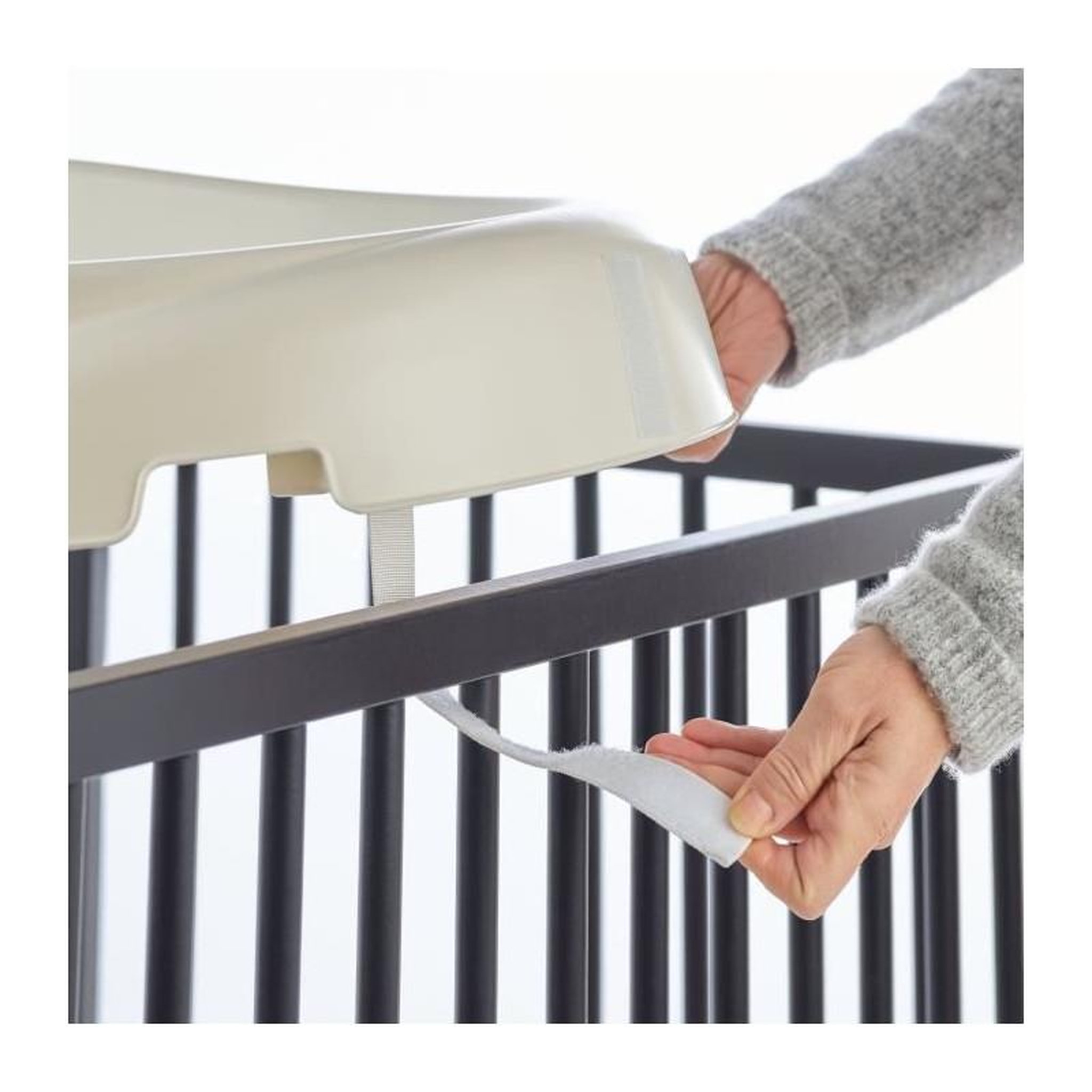 Voir la diapositive 2 : THERMOBABY Plan a langer THERMOBABY - 76x45 cm - VASCO - blanc muguet