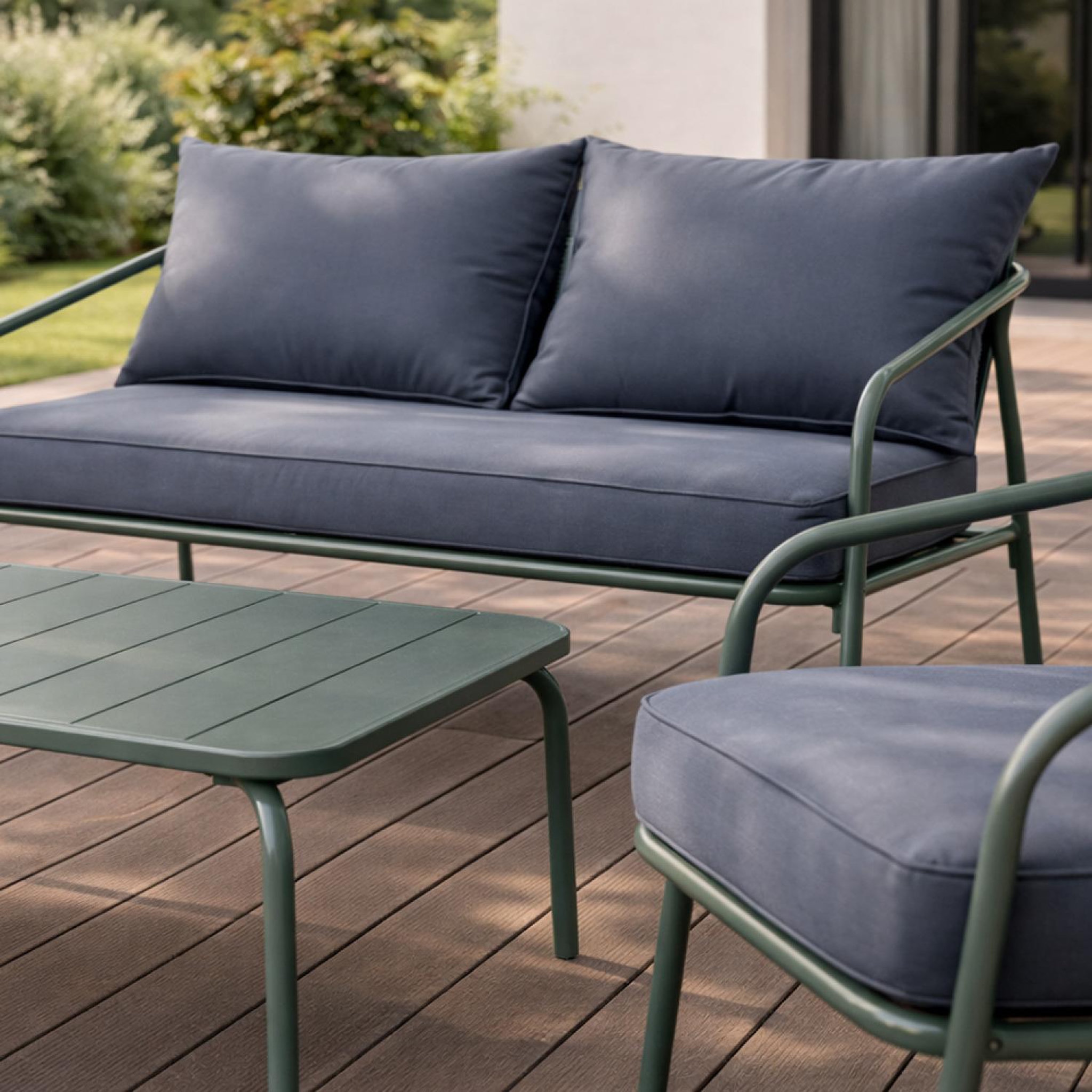 Voir la diapositive 6 : CONCEPT USINE Salon de jardin 4 places kaki bergame
