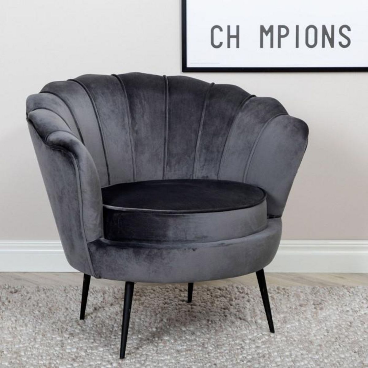 Paris Prix Fauteuil Coquillage en Velours  Calais  83cm Gris Foncé