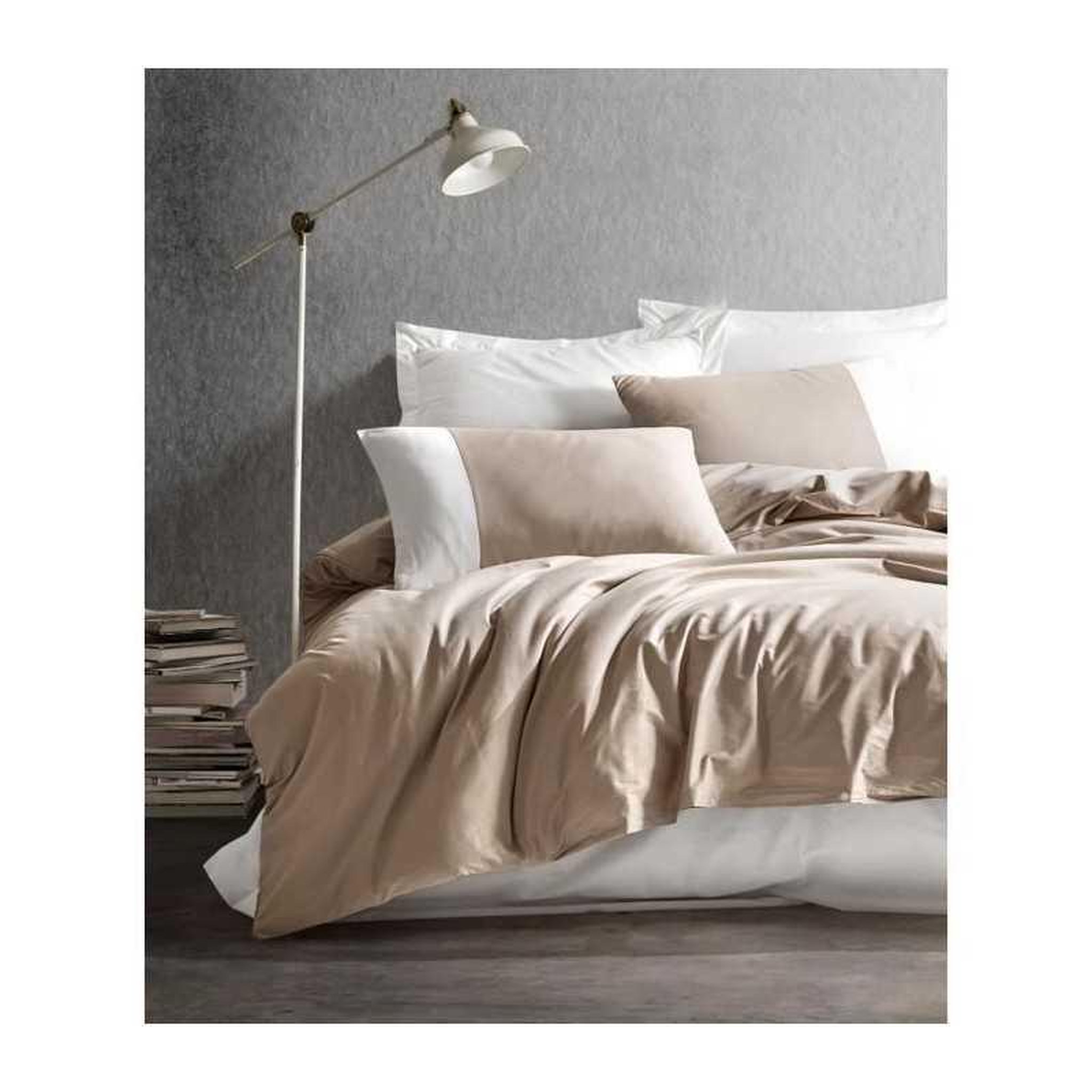 Voir la diapositive 3 : GENERIQUE Parure de lit - 129CTN62695 - 1 housse de couette 220 x 240 cm + 2 taies d'oreiller 60 x 60 cm - 100% coton ranforcé - Vison