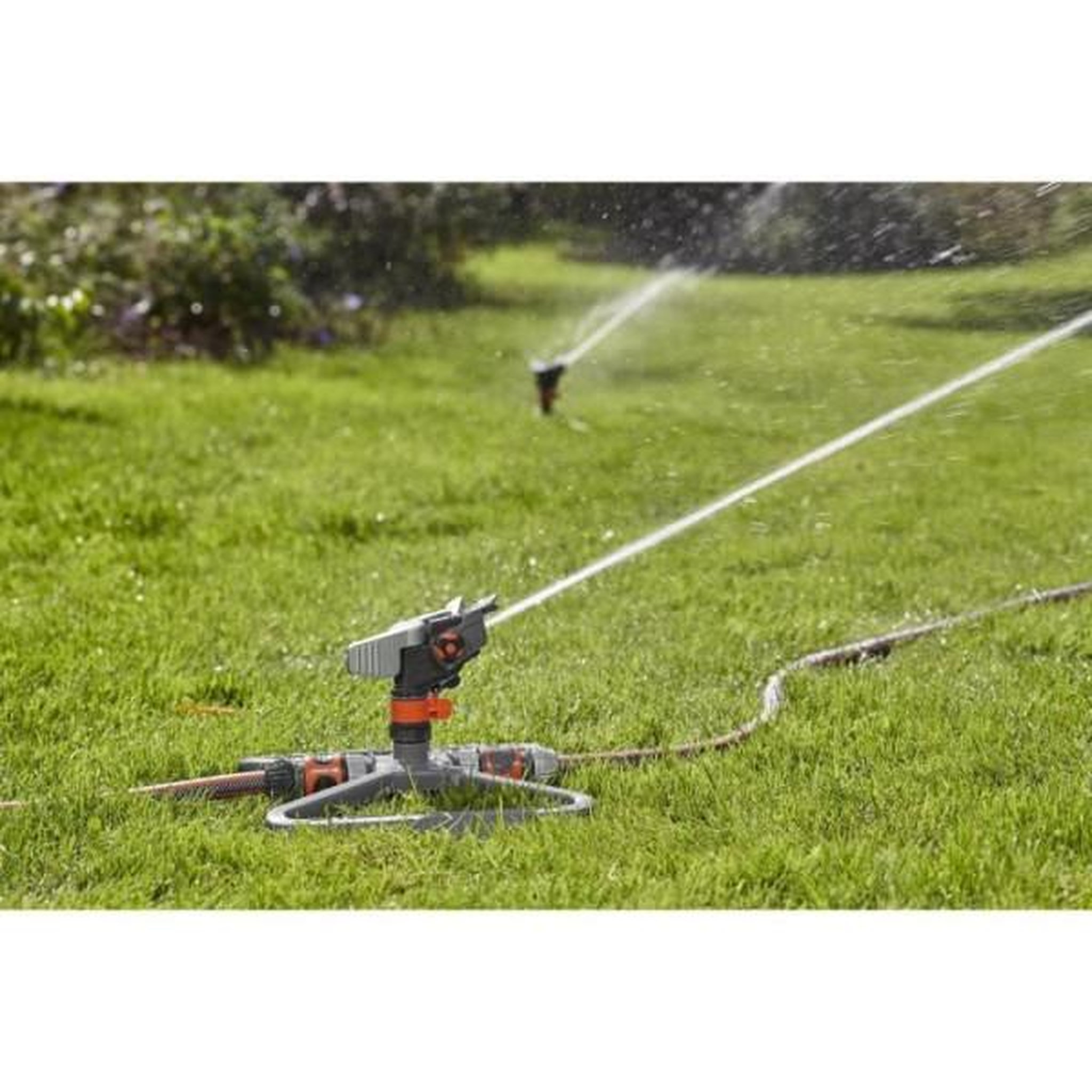 Voir la diapositive 5 : Gardena Arroseur GARDENA -canon traîneau Premium – Portée réglable 12.5m max – Superficie max 490m² – Pour jardin XL Garantie 5
