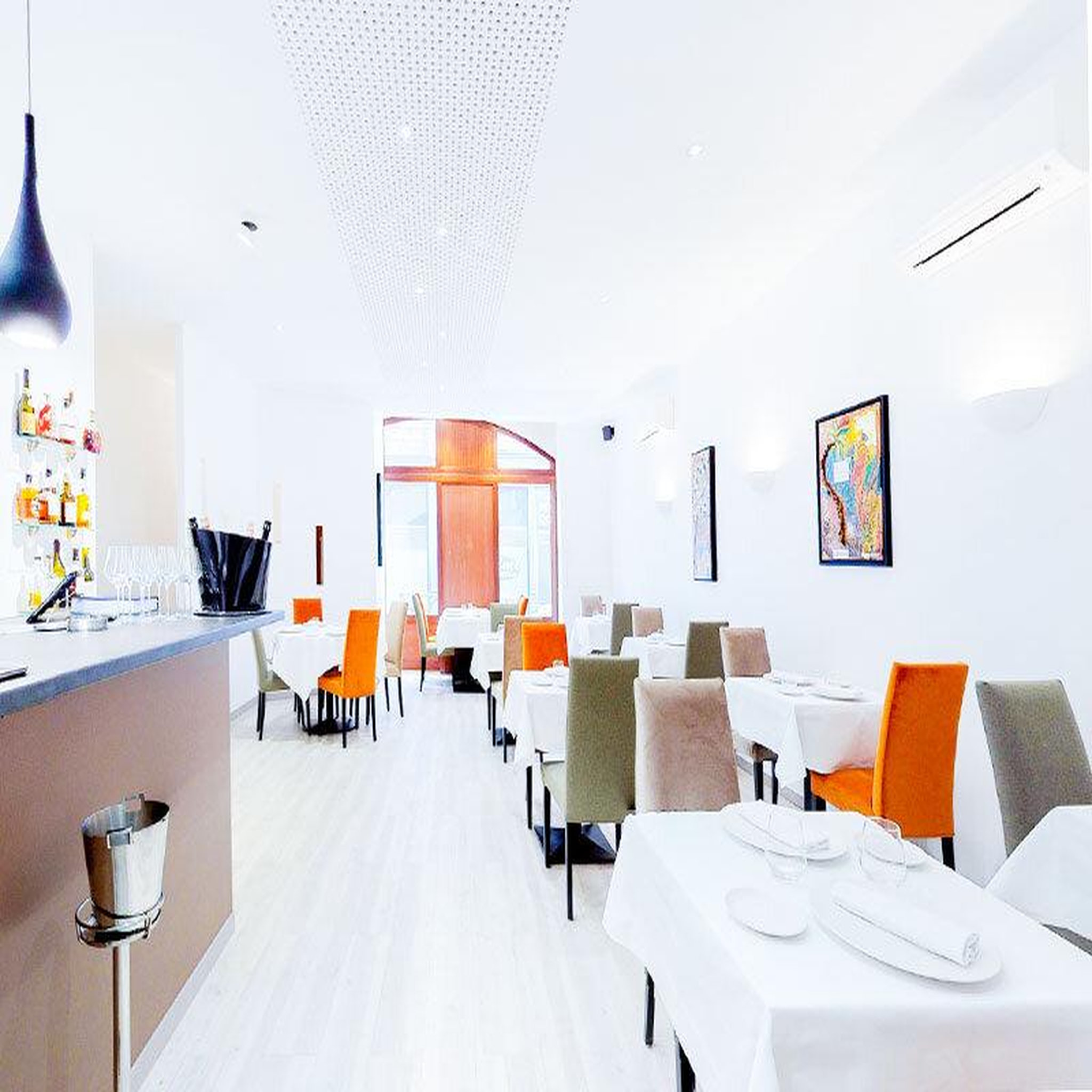 Voir la diapositive 2 : Smartbox Déjeuner gastronomique 4 plats de cuisine française à bordeaux - coffret cadeau gastronomie
