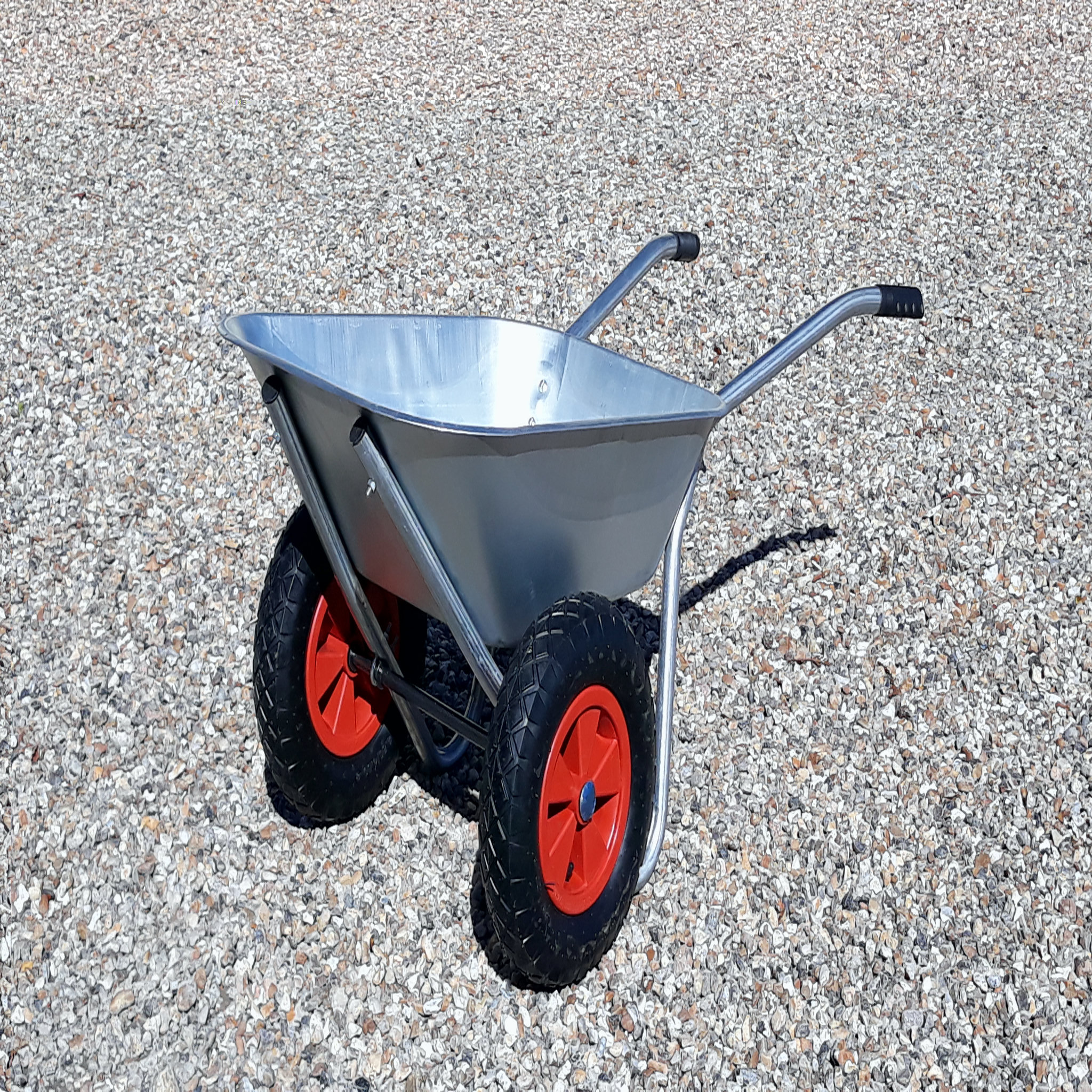 Brouette 2 roues - 85L