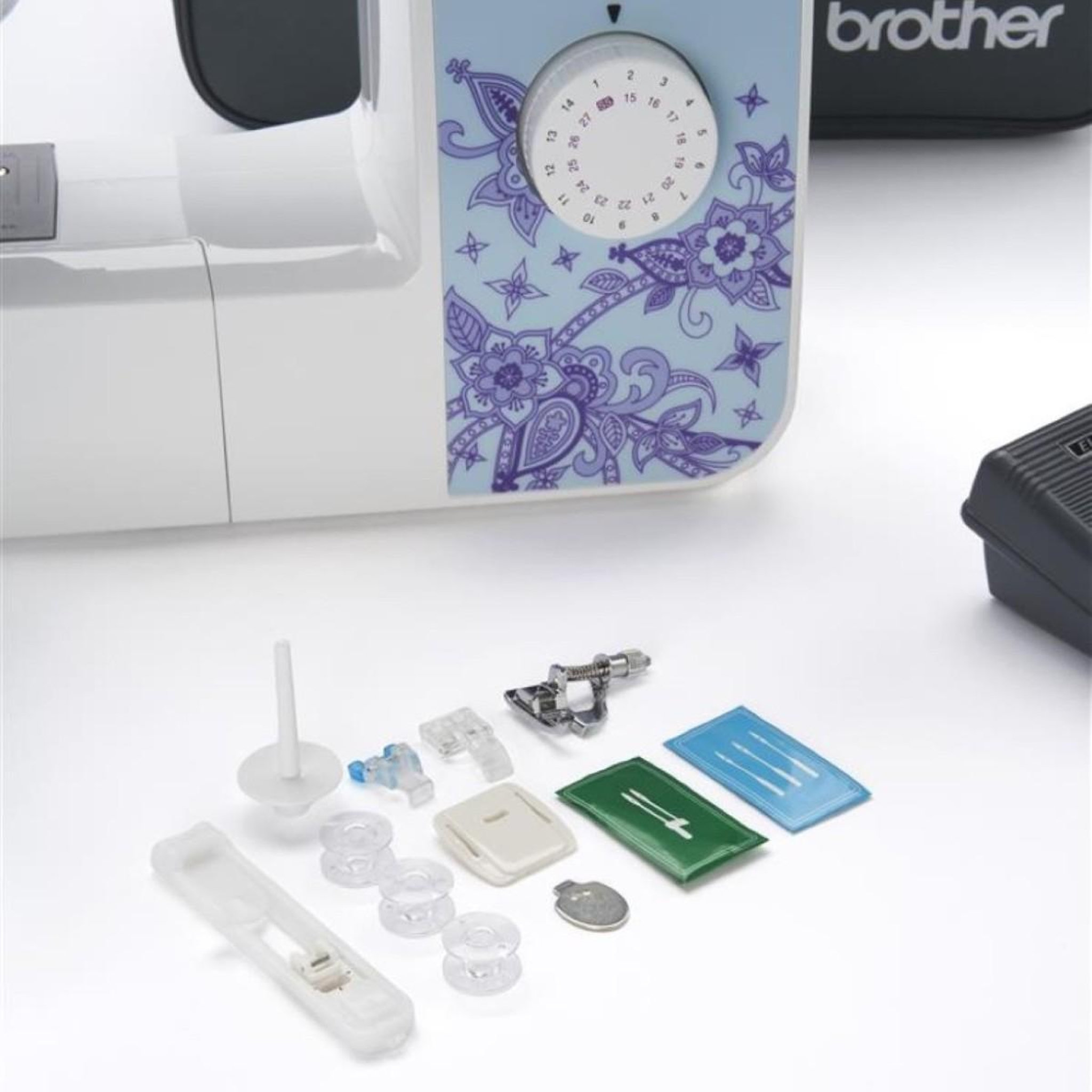 Voir la diapositive 6 : Brother Brother xm2701s machine à coudre avec table d'extension et sac