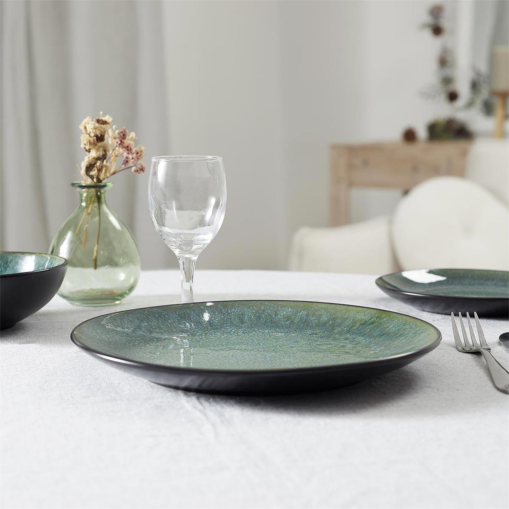 Voir la diapositive 3 : The Home Deco Factory Lot de 6 assiettes plates  elia  27cm vert