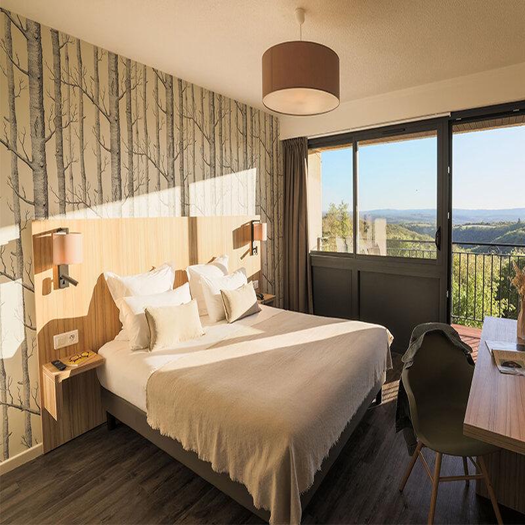 Voir la diapositive 2 : Smartbox 2 jours d'escapade en hôtel 4* à rocamadour - coffret cadeau séjour