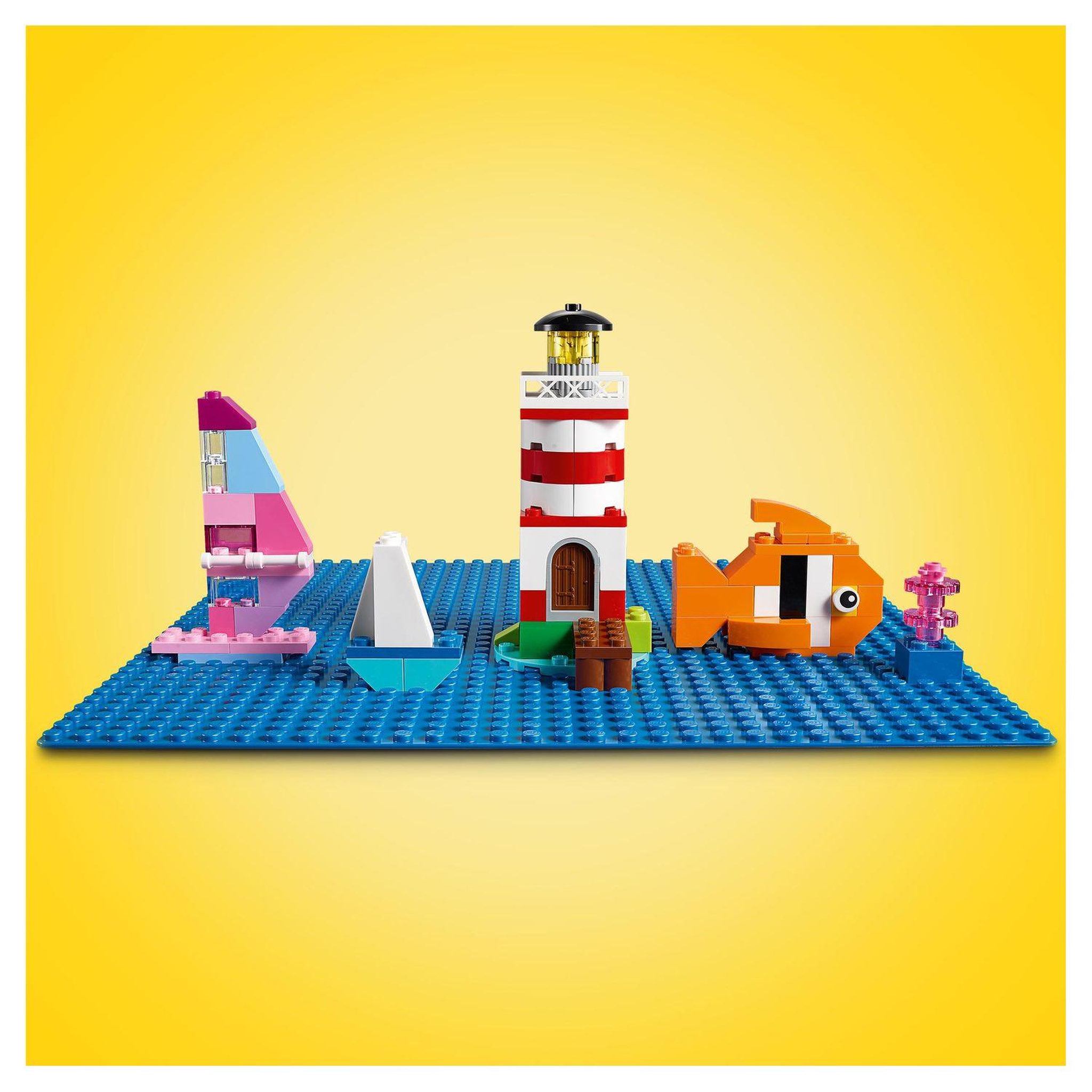 Voir la diapositive 5 : LEGO Classic 11025 - La plaque de construction bleue