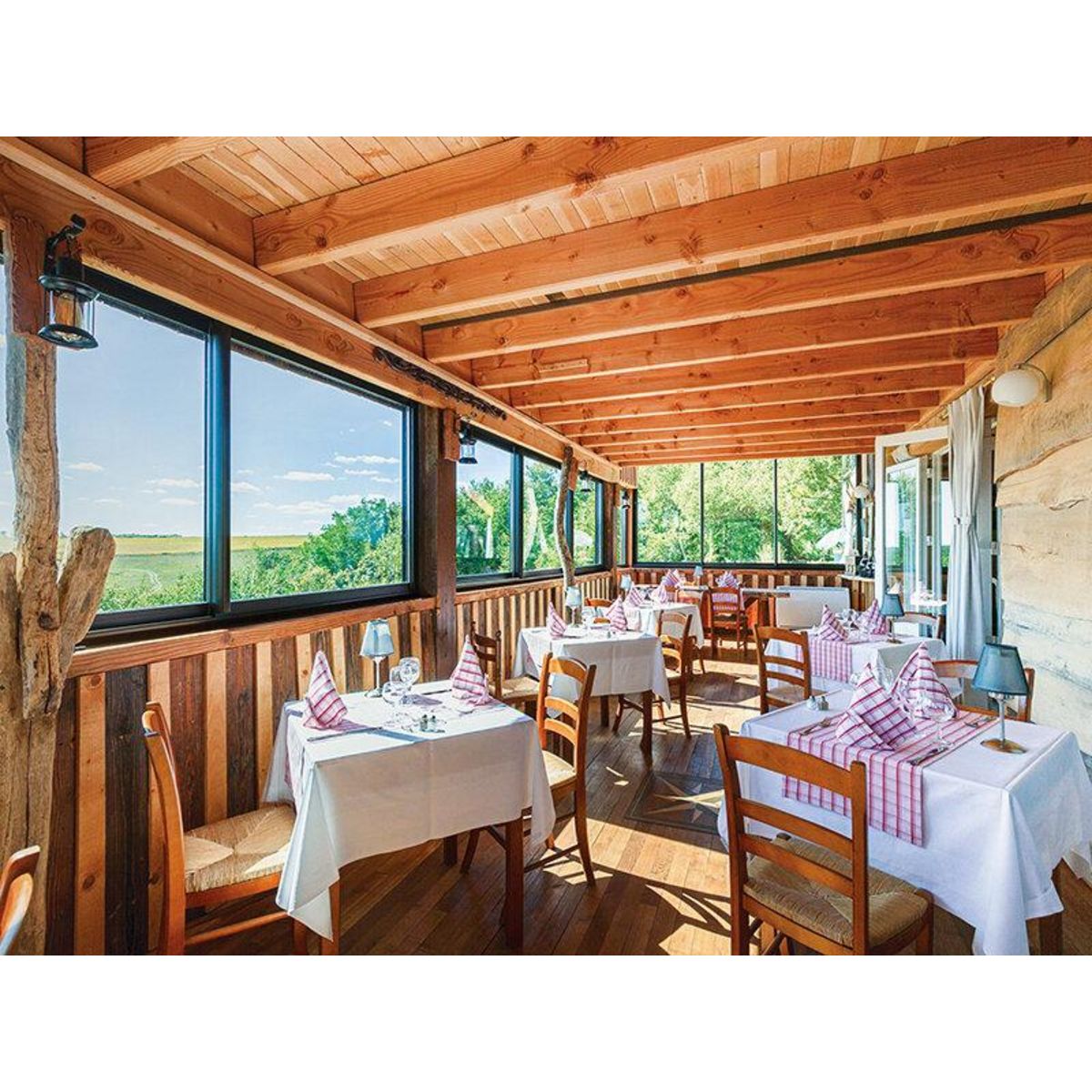 Smartbox Coffret cadeau de Noël : 1 dîner avec boisson pour 2 - Coffret Cadeau Gastronomie