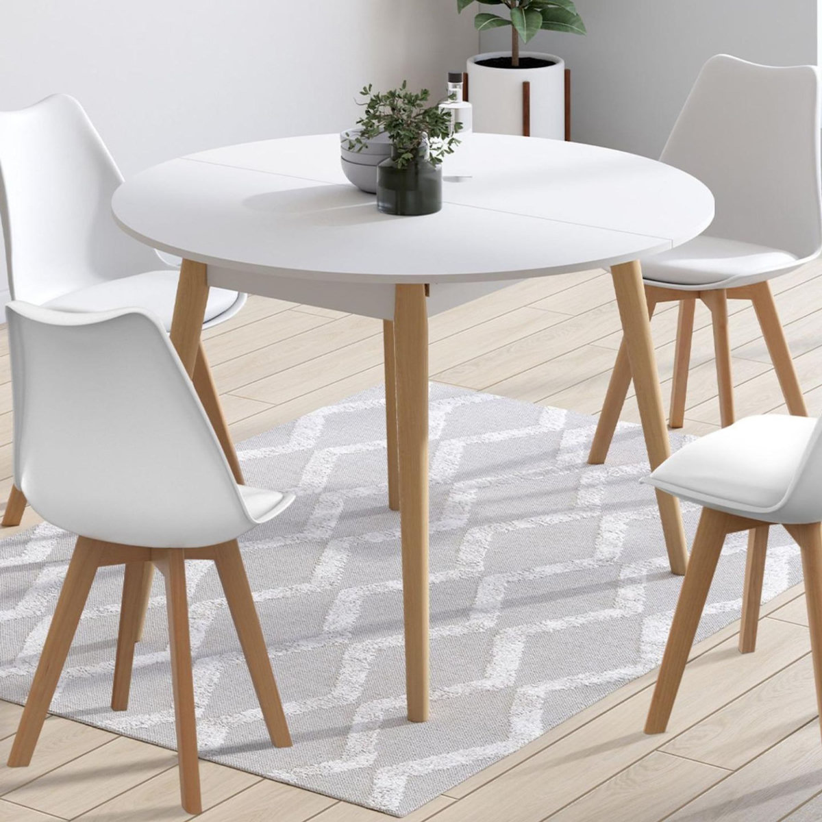 ID MARKET Ensemble table à manger extensible ronde ANGELA blanc pied bois 110 - 150 cm et 4 chaises SARA blanches