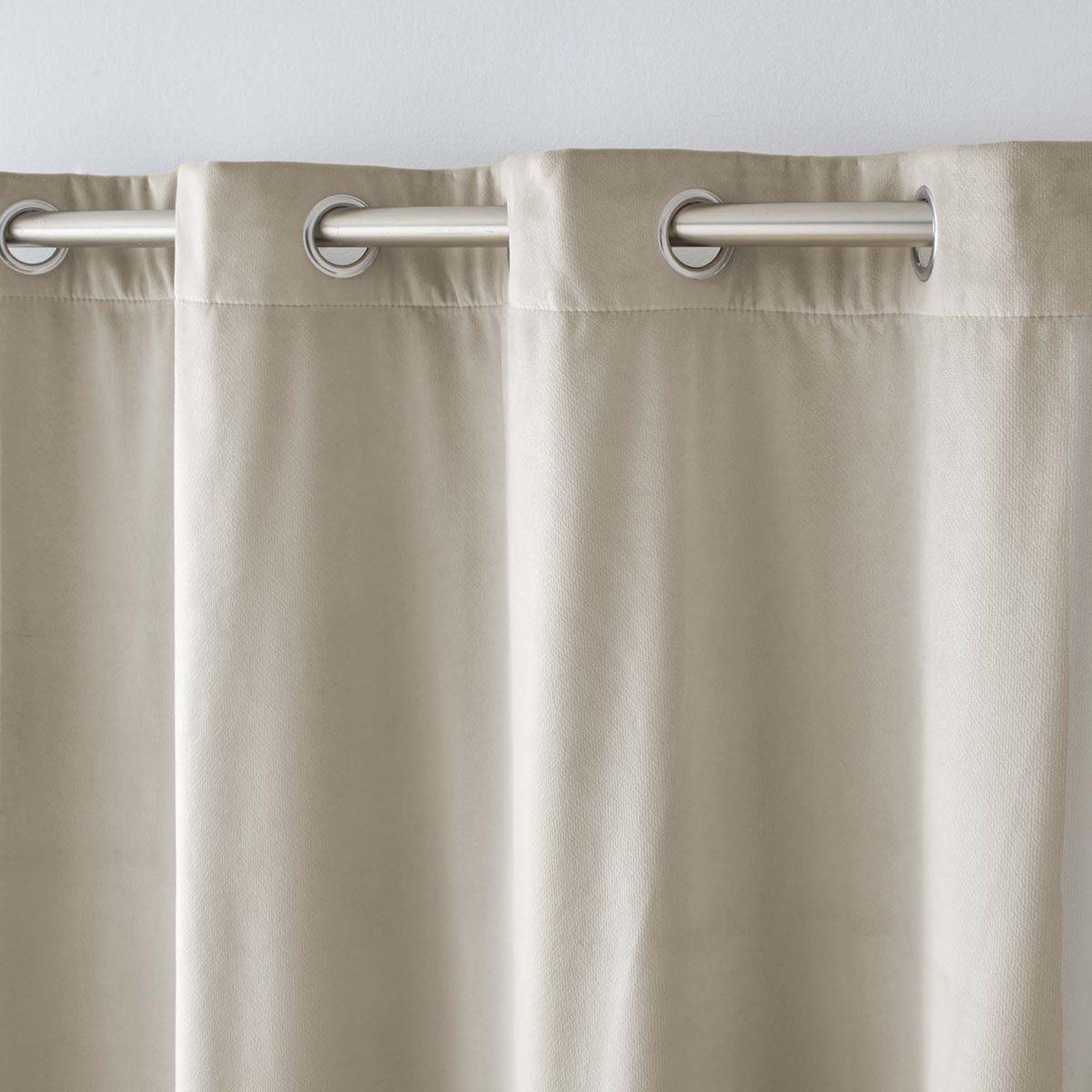 Voir la diapositive 2 : Douceur d'Intérieur Rideau isolant velours  polarchic  140x260cm sable