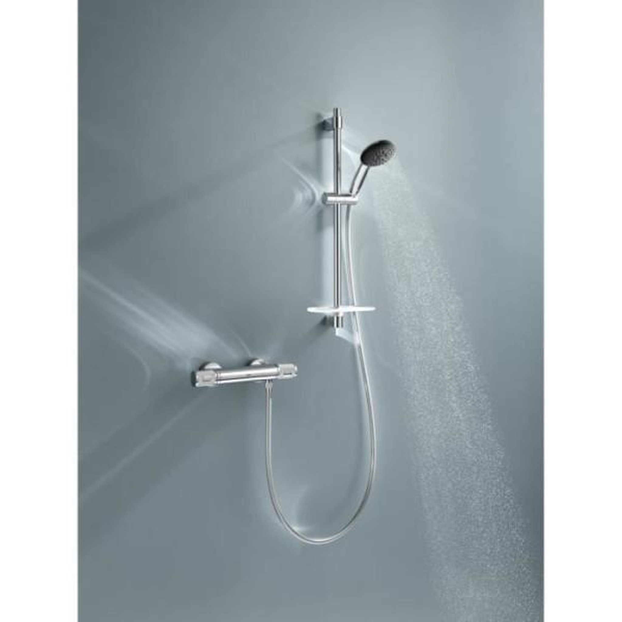 Voir la diapositive 5 : Grohe Ensemble de douche avec mitigeur thermostatique, pommeau 3 jets, barre 60cm et flexible - GROHE 34791001 - Economie d'eau - Chro